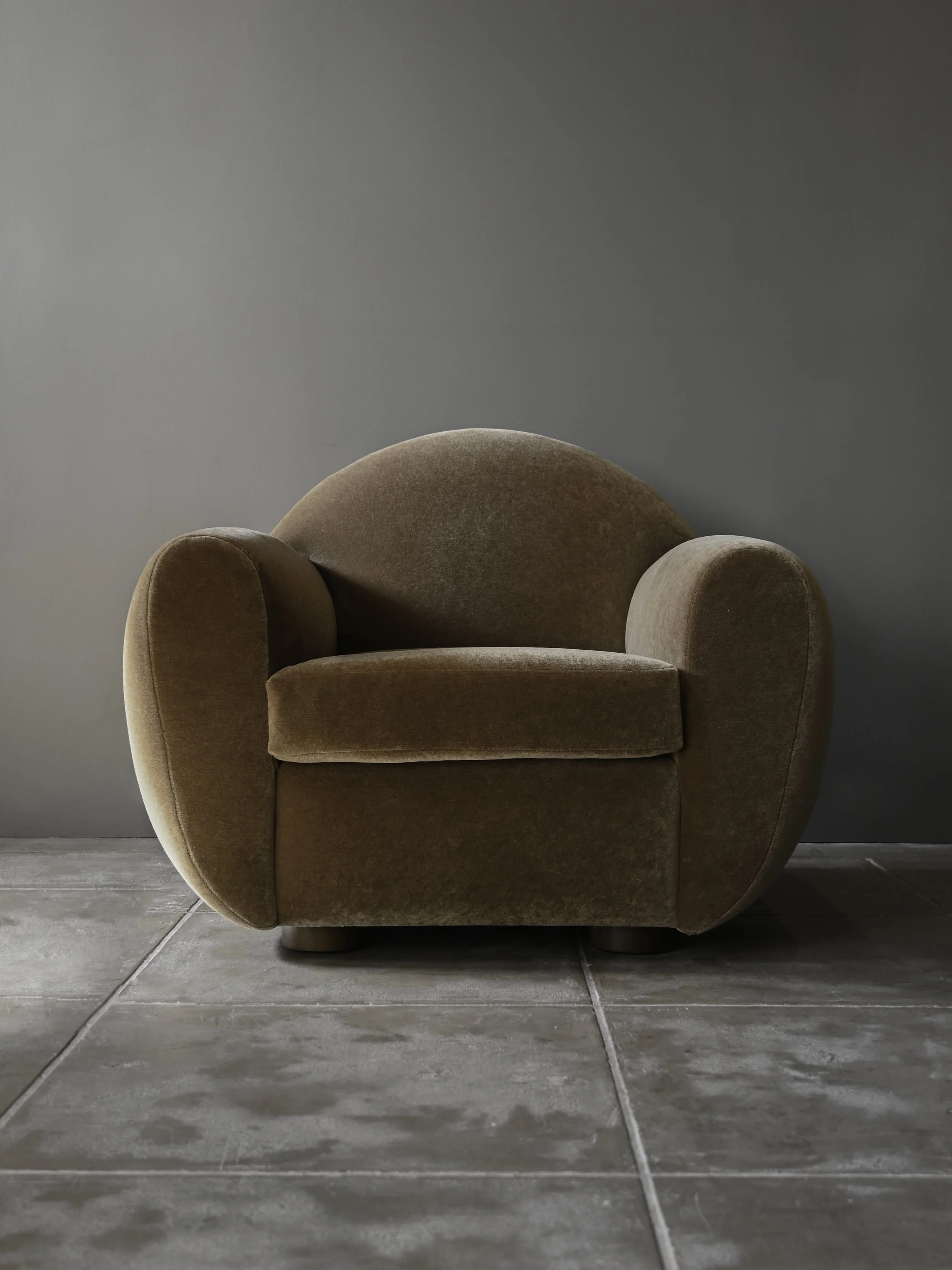 StudioOsklo_2:2_BronzeMohairChair_1.jpg
