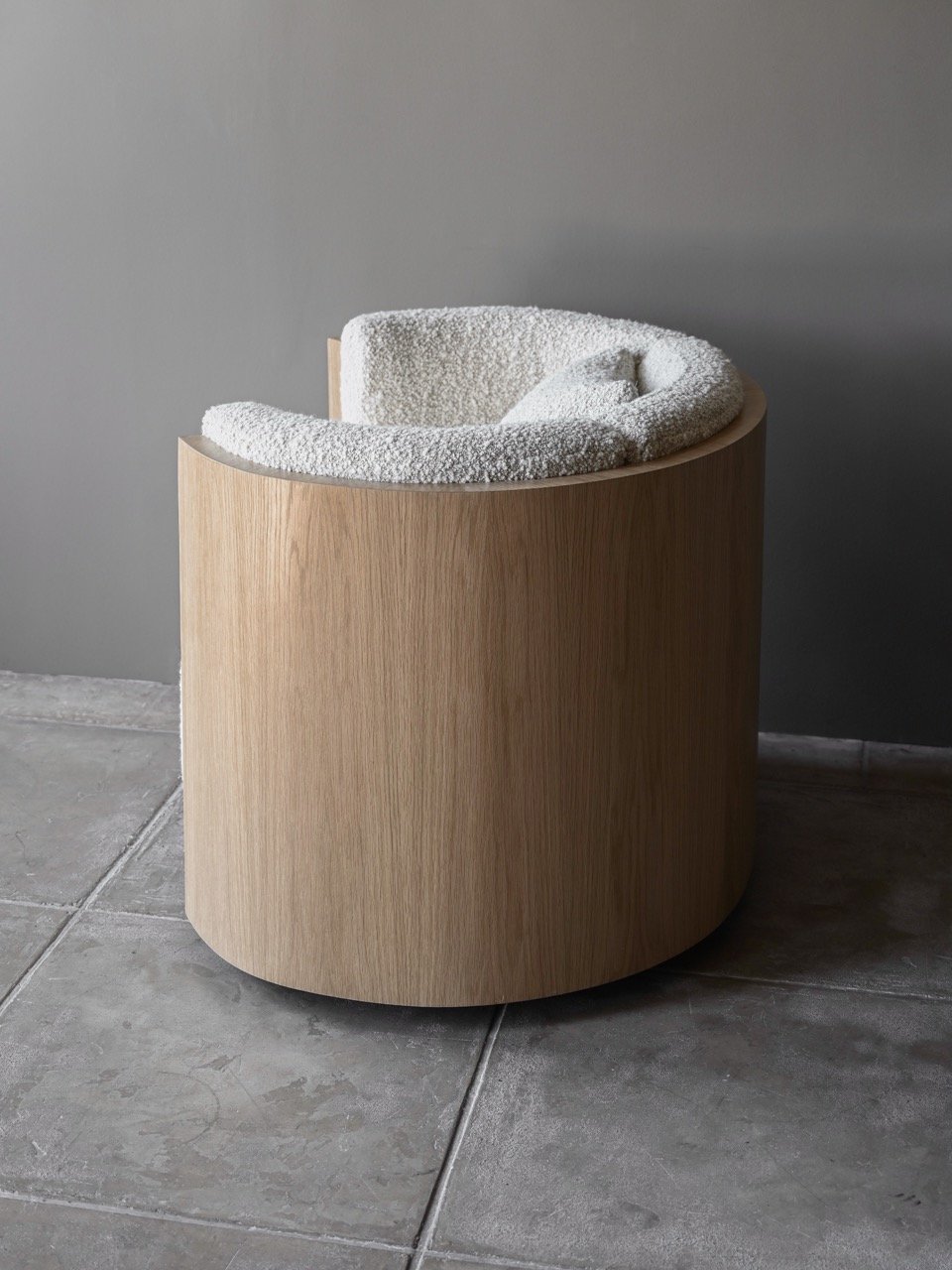 OSKLO_8:14_LoungeChair_4 Web.jpeg