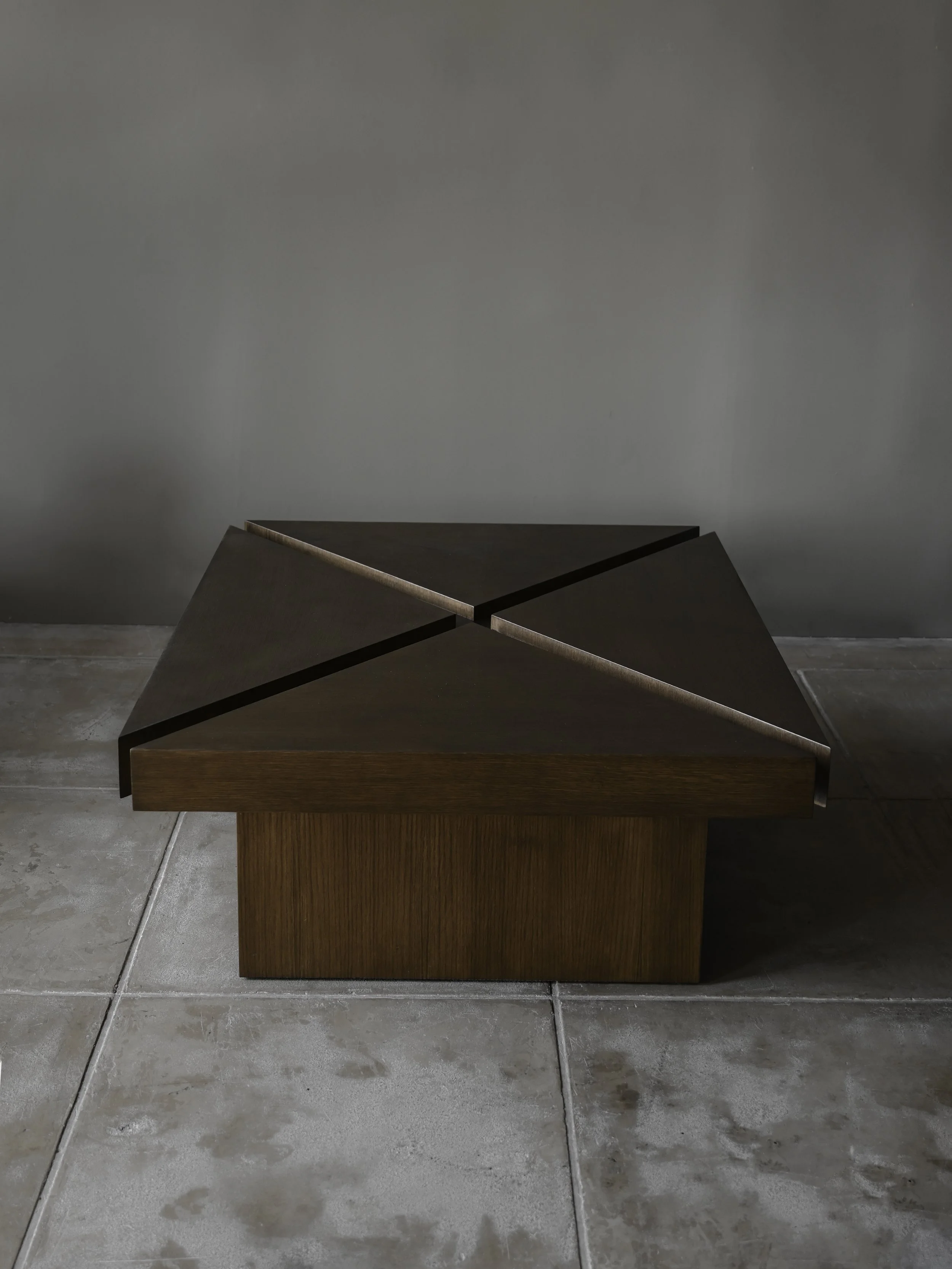 StudioOsklo_coffeetable_5.jpg