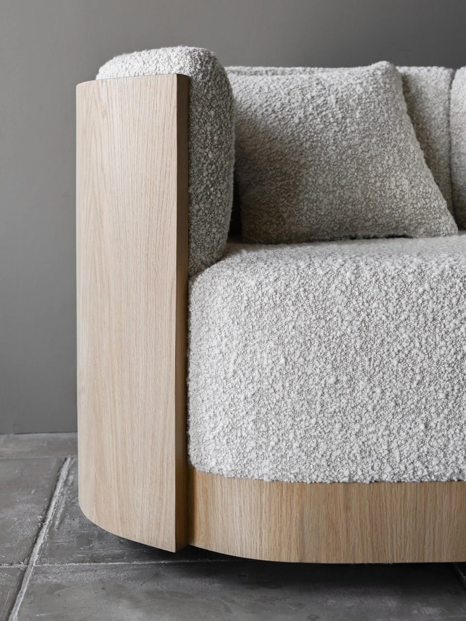 OSKLO_8:14_LoungeChair_2 Web.jpeg