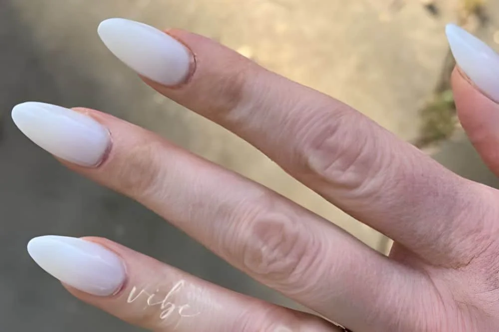 milky white nail trends