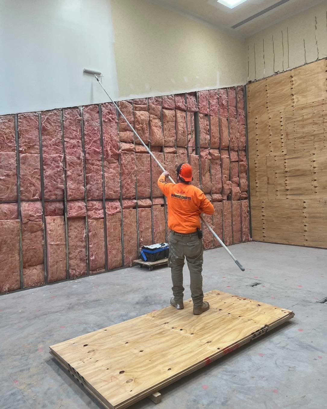 ✨🎨Brushes out and spirits high! These Squash Courts are starting to take shape and we&rsquo;re loving the progress! 

#SunriseCourts #SquashCourtBuild #TeamworkInAction #PaintinginProgress