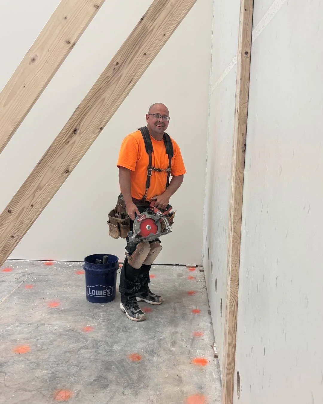 Turning vision into reality-one cut at a time 🪚  Jordan putting in the work to make these Squash courts in Mercersburg top-tier. Built with care, built to play. 

#CourtConstruction #SquashCourts #SunriseCourts #MercersburgAcademy
