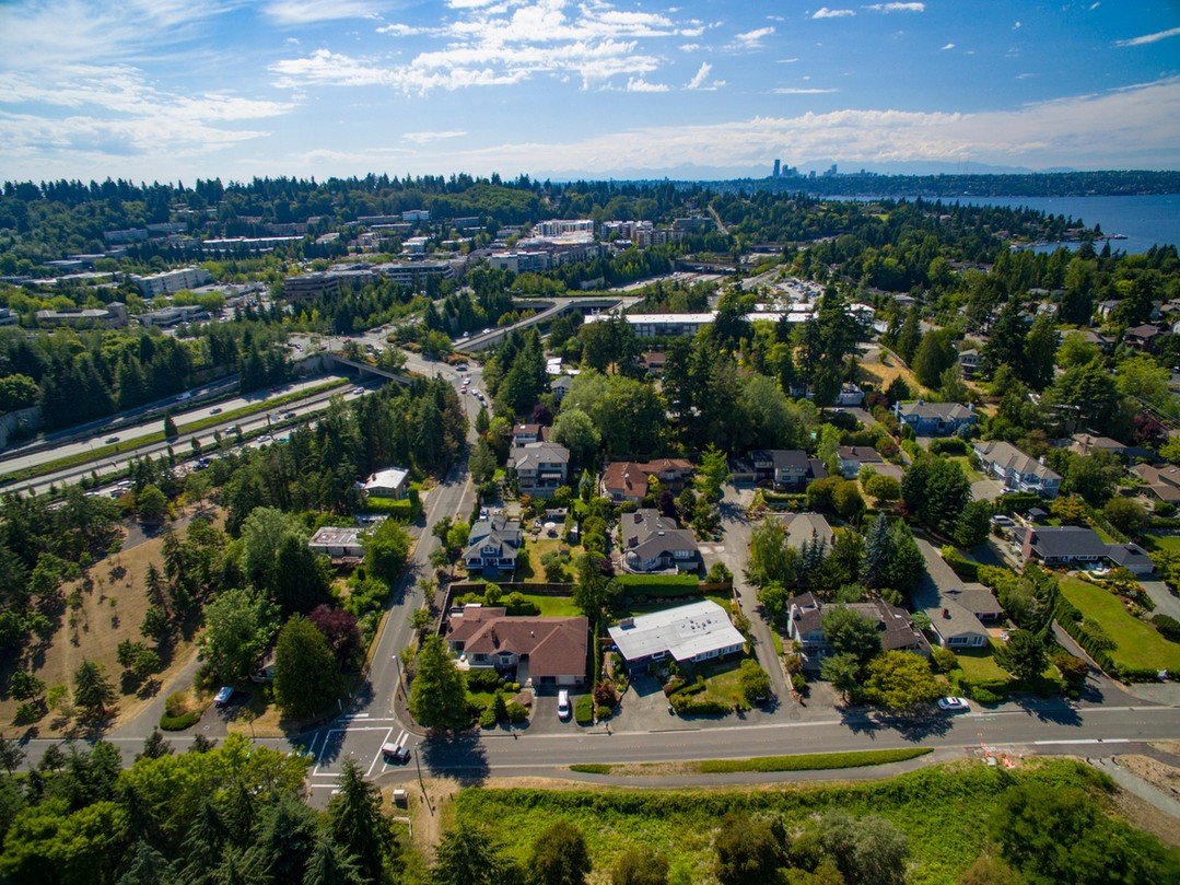 The Future of Housing Starts Now⠀
⠀
House Bill 1110 is officially in effect, and Washington is on the verge of a housing evolution. Cities are releasing new zoning rules that open the door for more duplexes, triplexes, and other &ldquo;middle housing