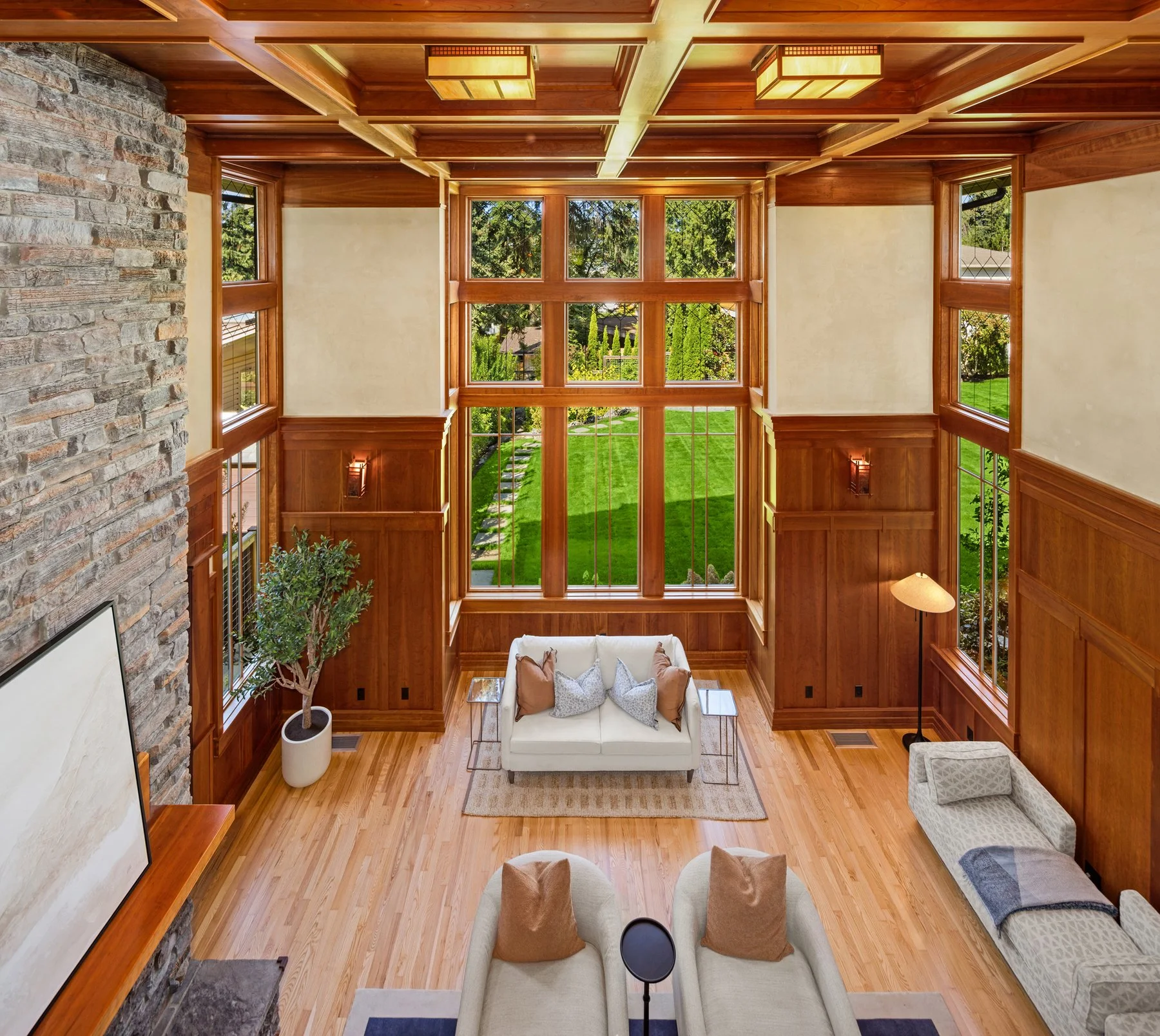 Balcony overlooking the great room