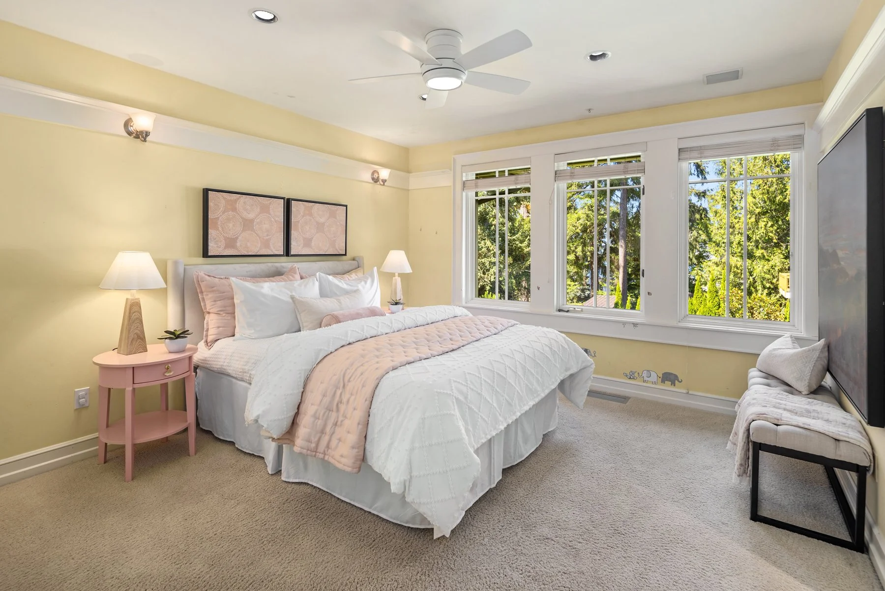 2nd bedroom with a shared bathroom