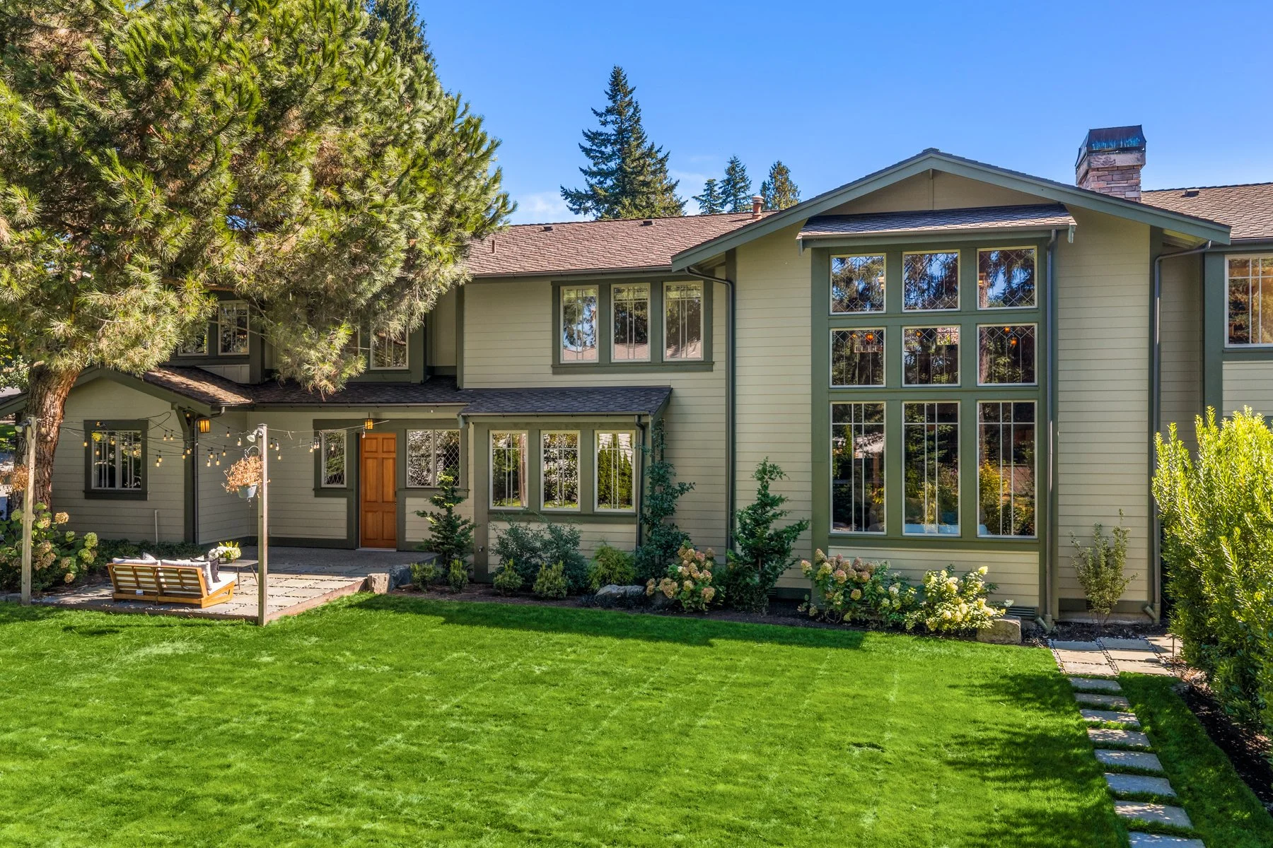 7,680 sq. ft. parcel adjacent to the home