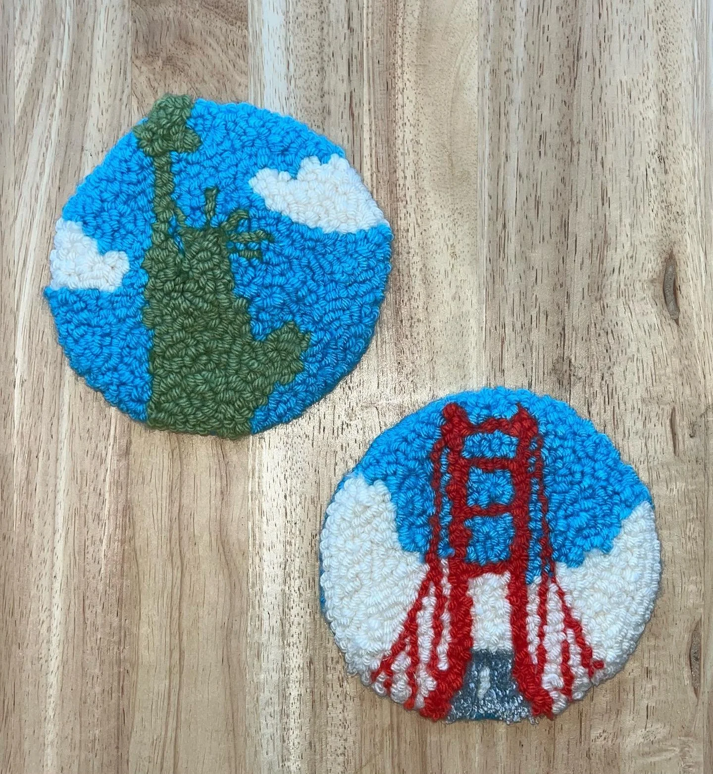 San Francisco friends!! One more day to snag tickets to my workshop at @studio_ferris this weekend, link in bio

these two little guys are living in @ellartee&rsquo;s new home🌁🗽