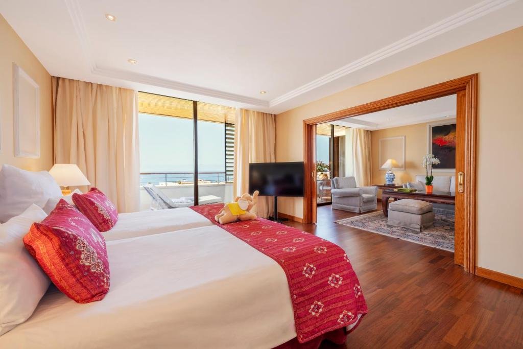 Premium suite in luxury hotel.jpg