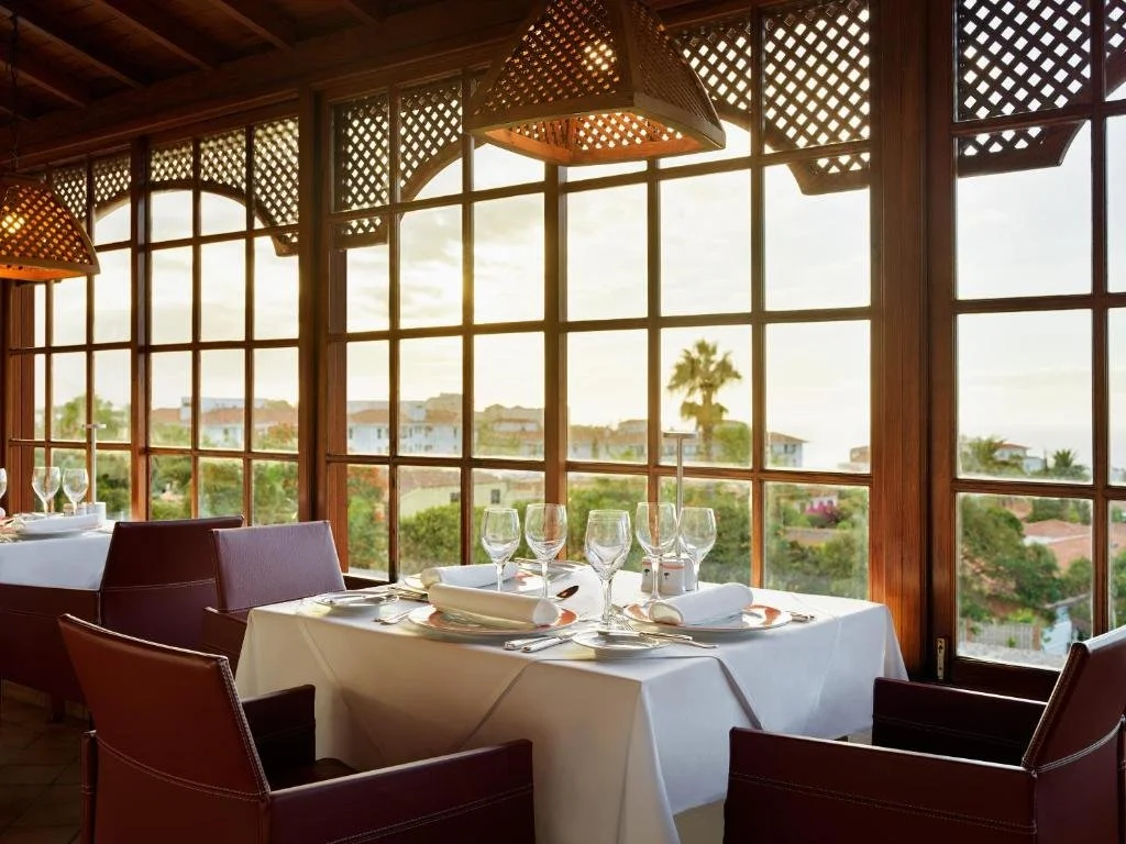 dining space in luxury hotel in puerto de la cruz.jpg