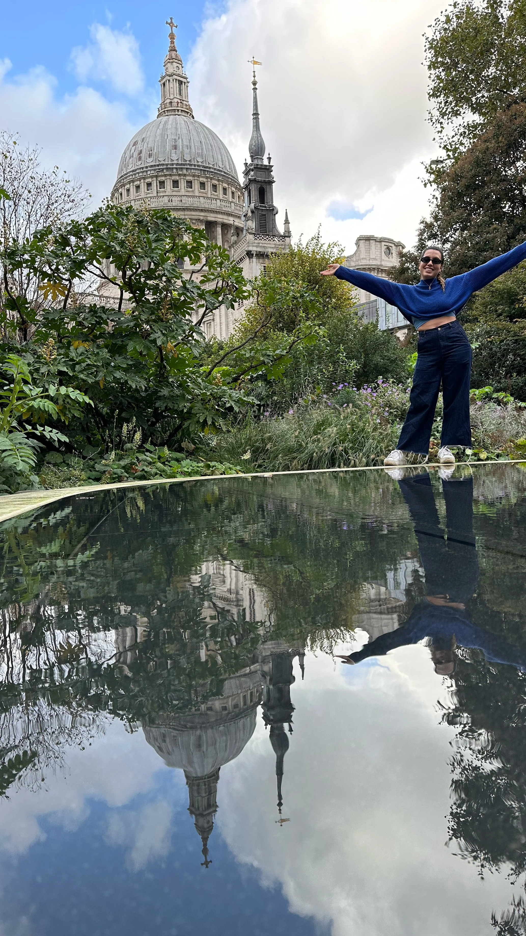 St pauls cathedral hidden photo spot.jpg