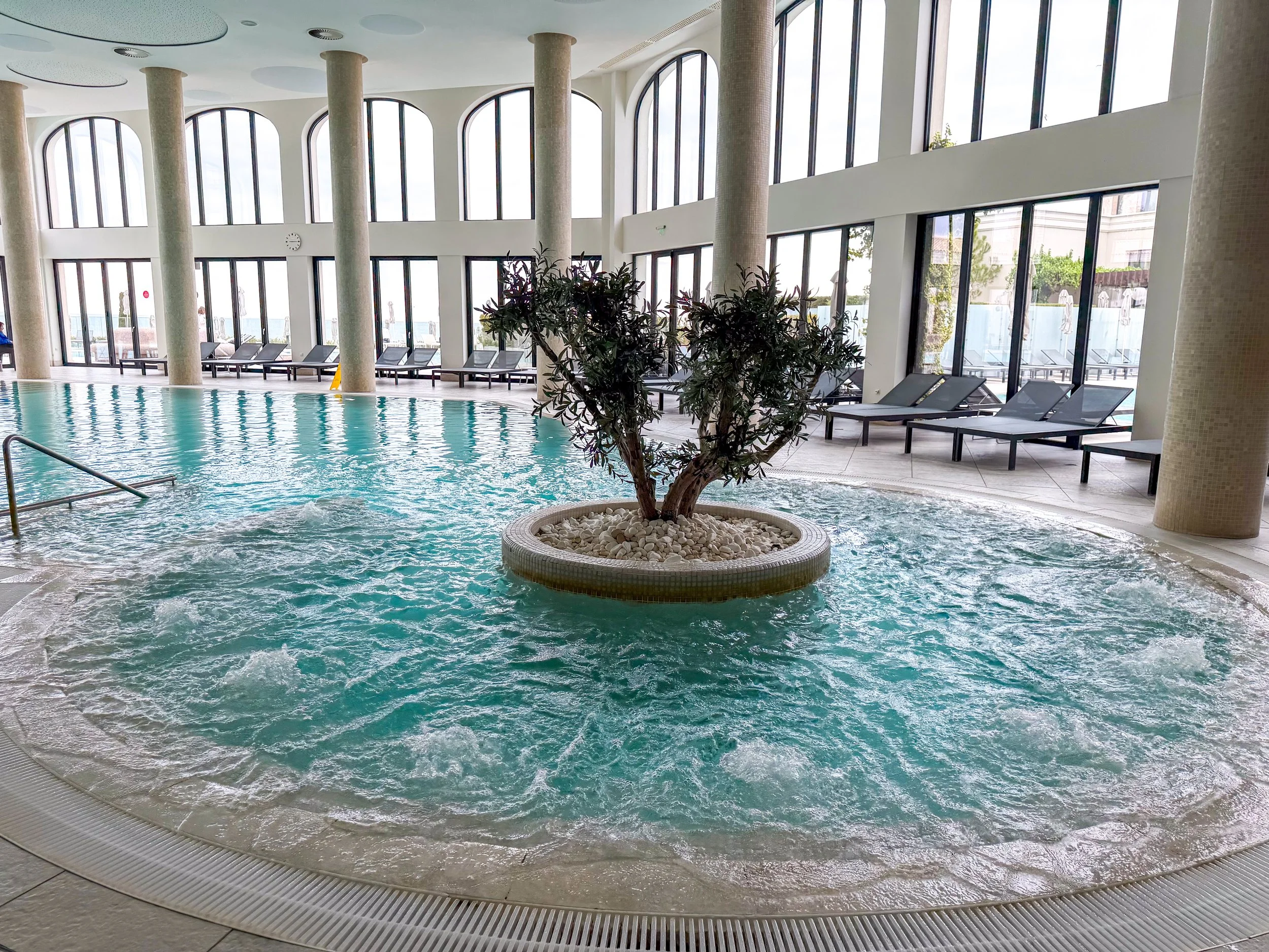 Aquahouse indoor pool Varna