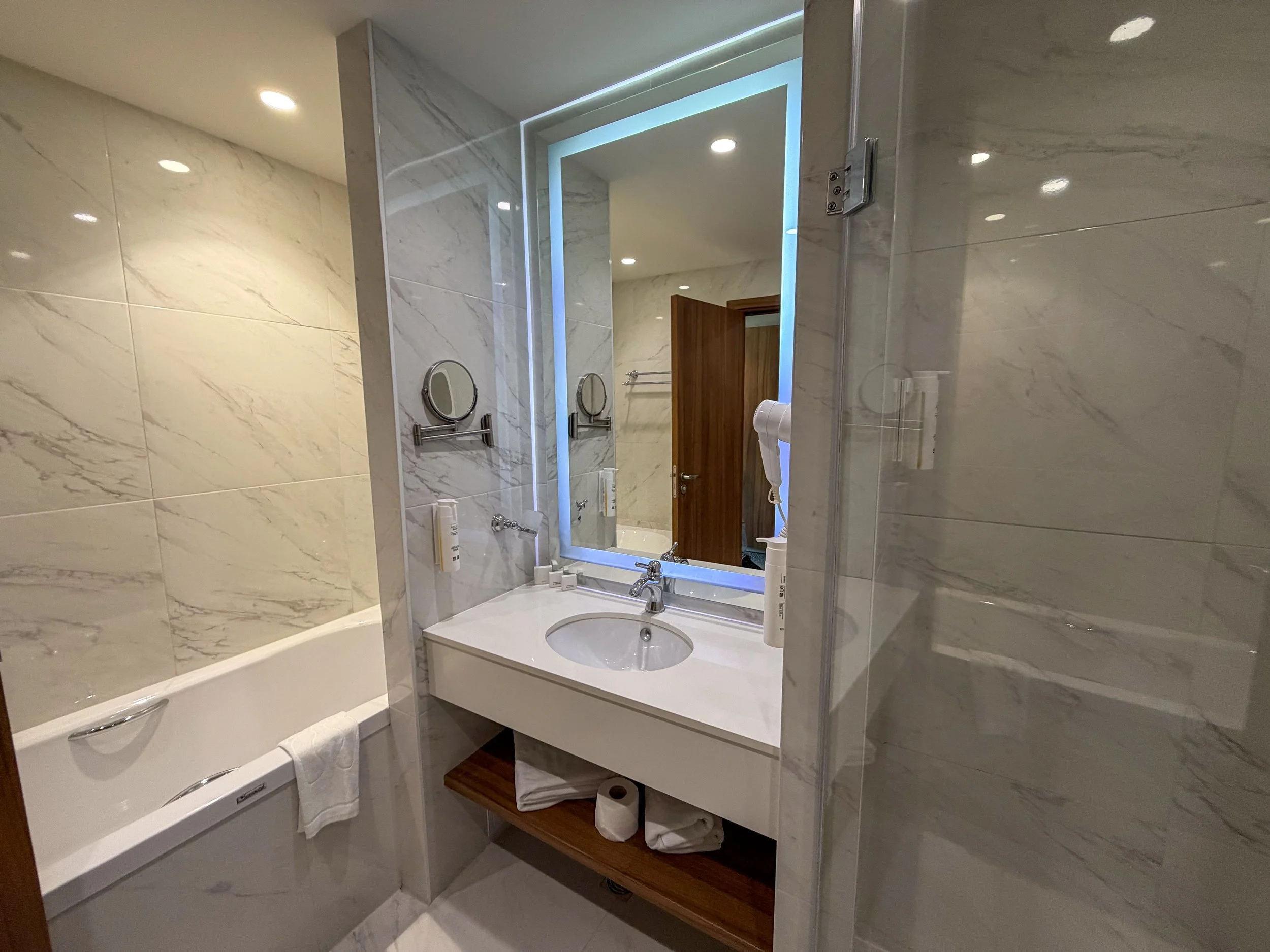 Bathroom at deluxe sea view room Astor GardenHotel Varna
