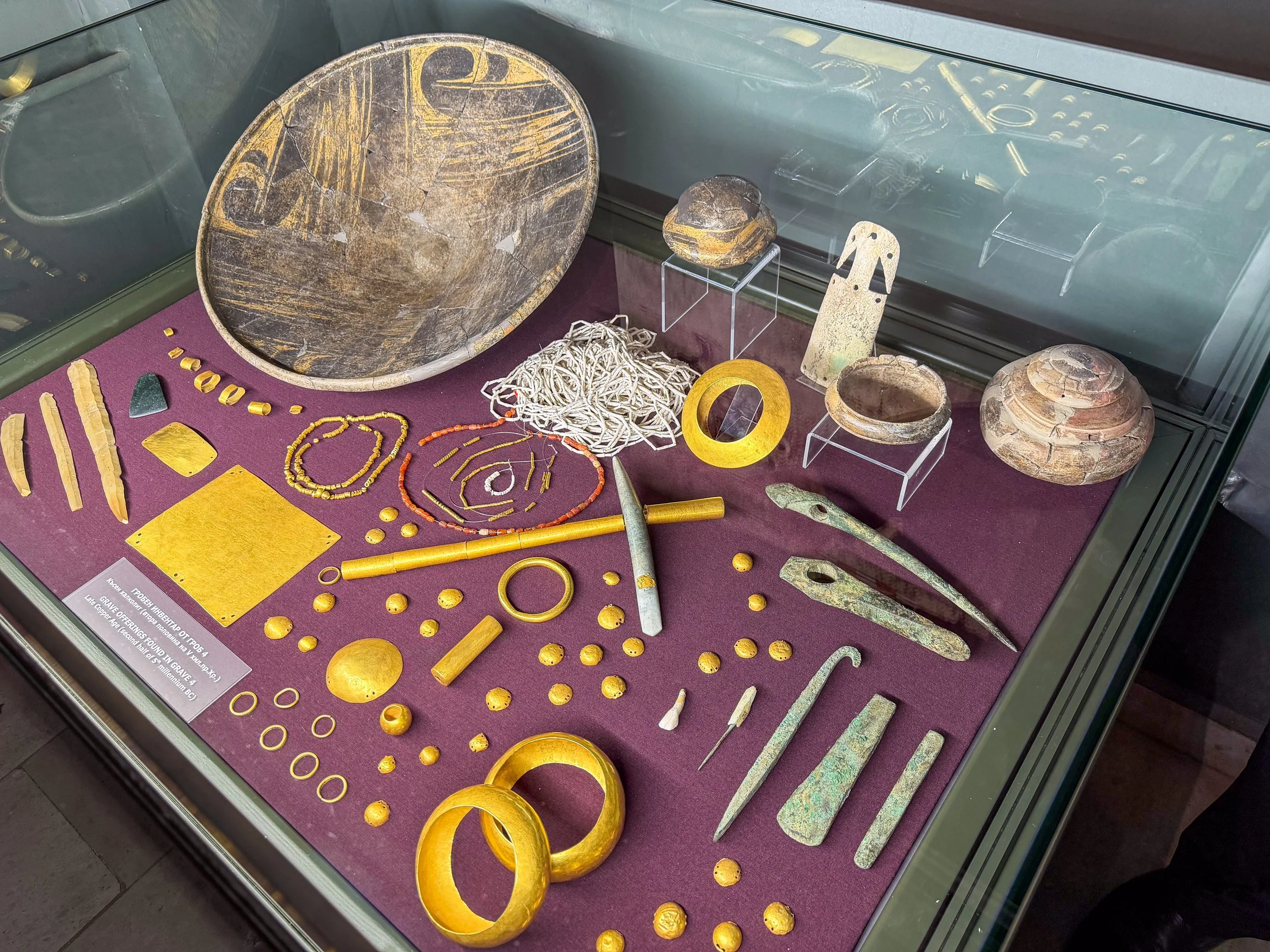 Archeology Museum in Varna gold exhibition-3.jpg