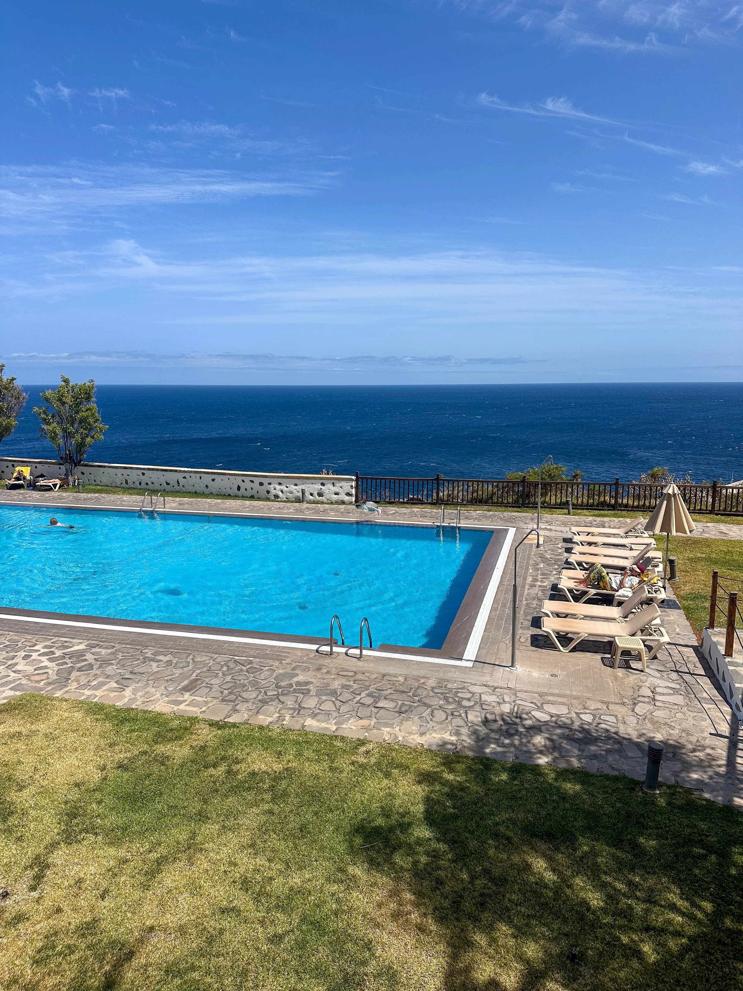 Swimming pool at Parador La Gomera with views of the ocean.jpg