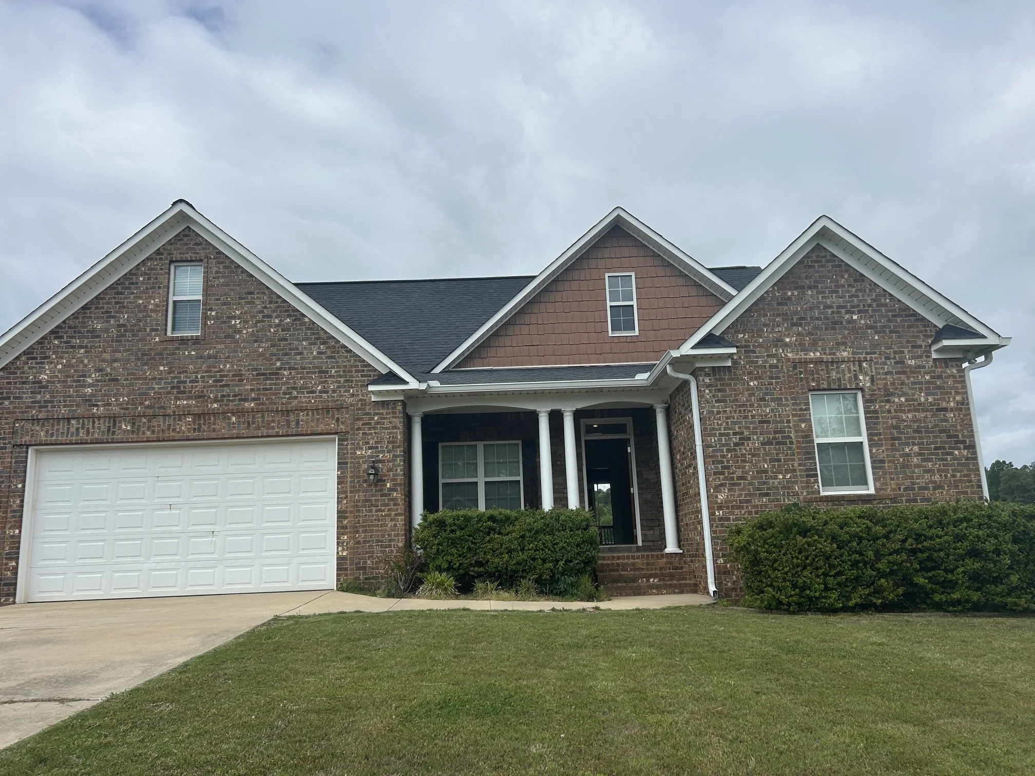 Inside a $339K Home Near the Chief Ladiga Trail | Jacksonville, AL Real Estate
