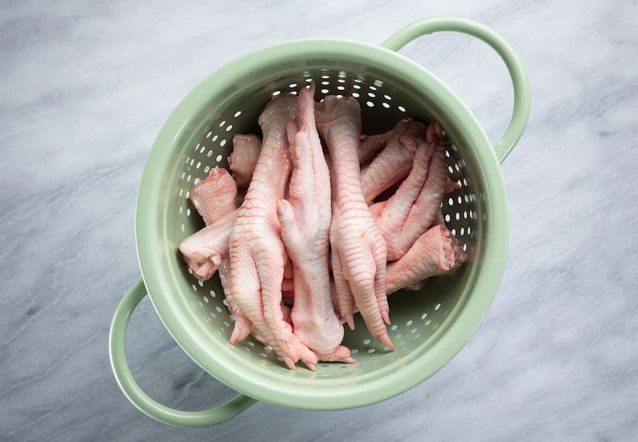 Chicken_feet.jpg
