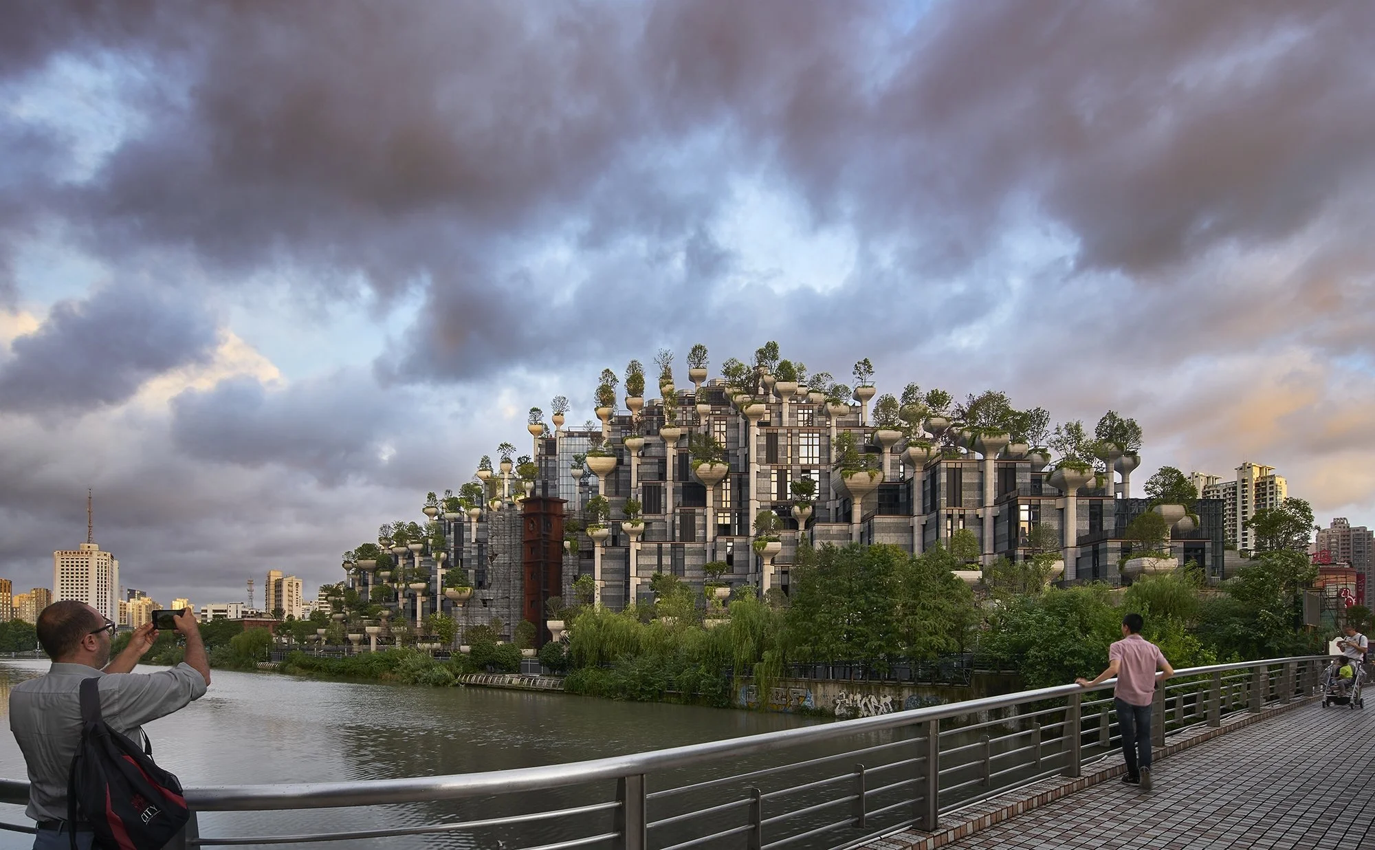 1000 Trees designed by Heatherwick Studio