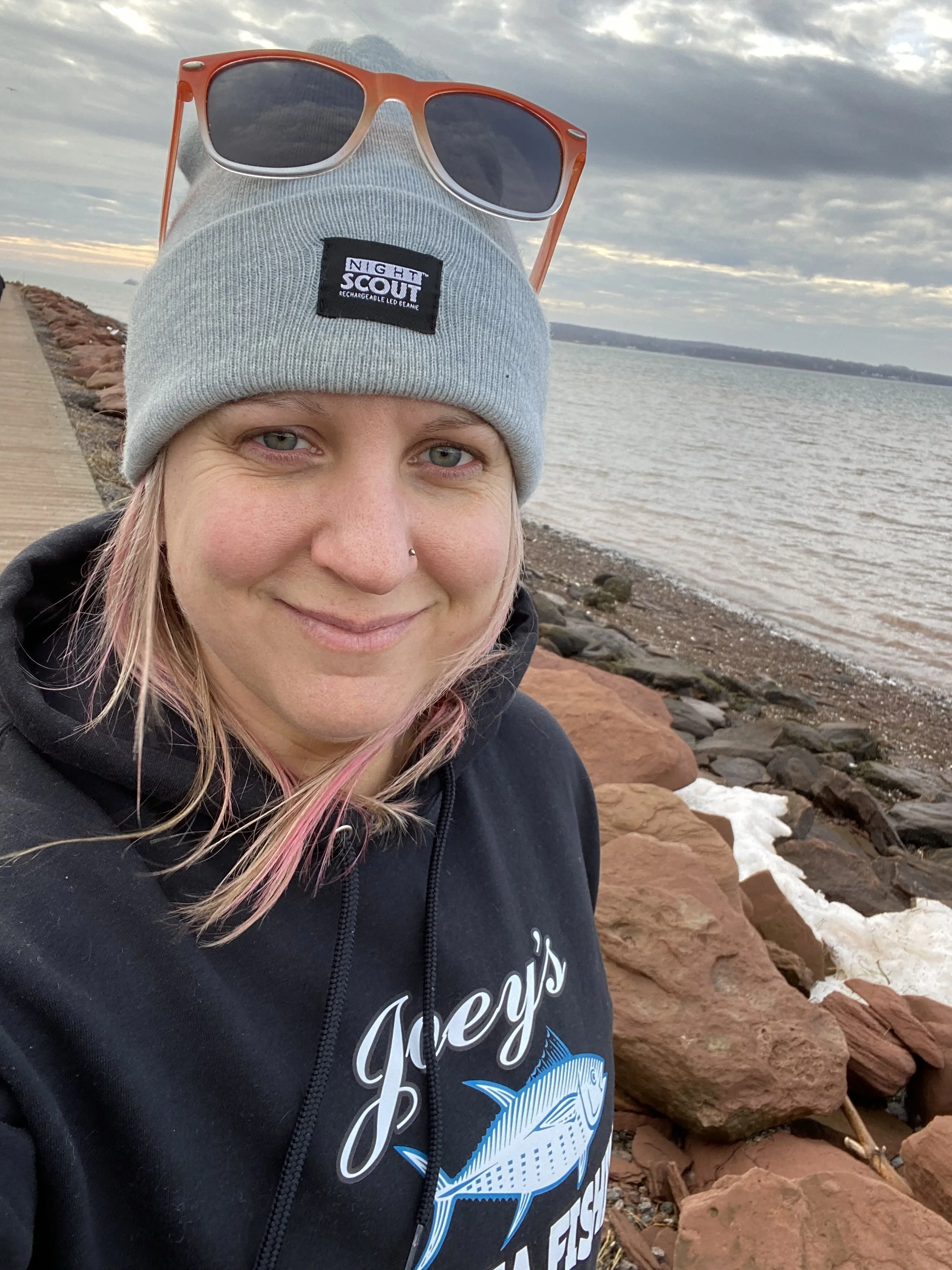 When Your Old Life Doesn’t Fit Anymore: How to Navigate Identity Shifts with Clarity