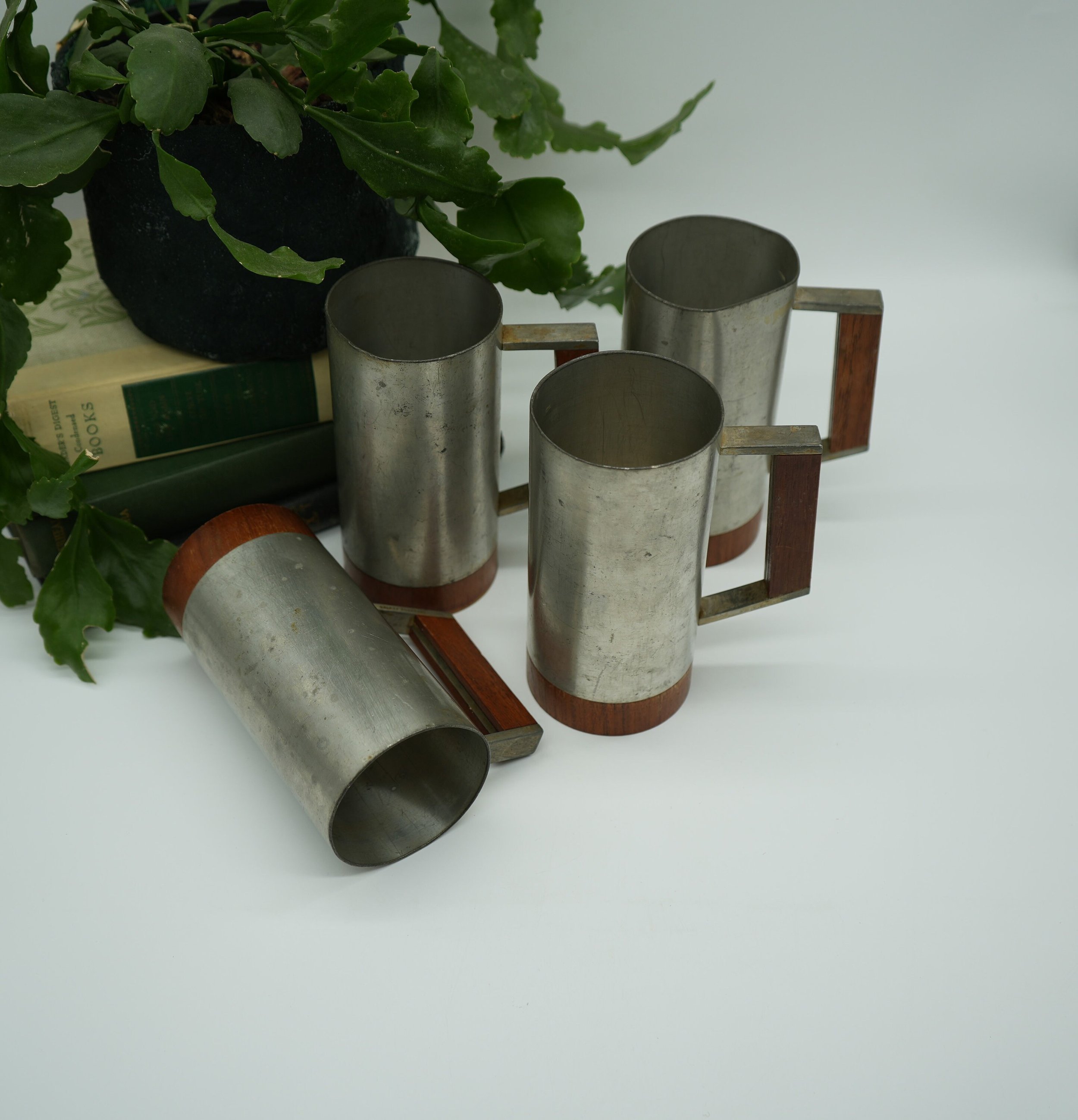 https://i.etsystatic.com/37121269/r/il/66637e/5824476455/il_fullxfull.5824476455_mi8b.jpg