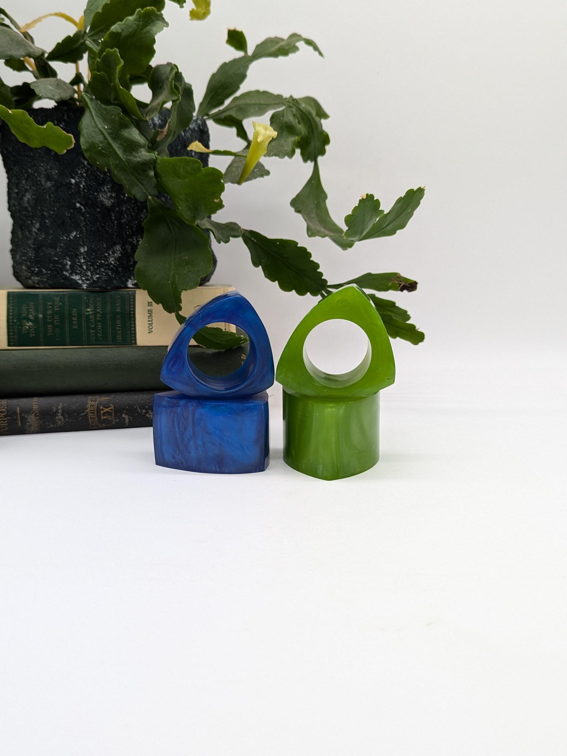 https://i.etsystatic.com/37121269/r/il/209610/6252050488/il_fullxfull.6252050488_m1is.jpg