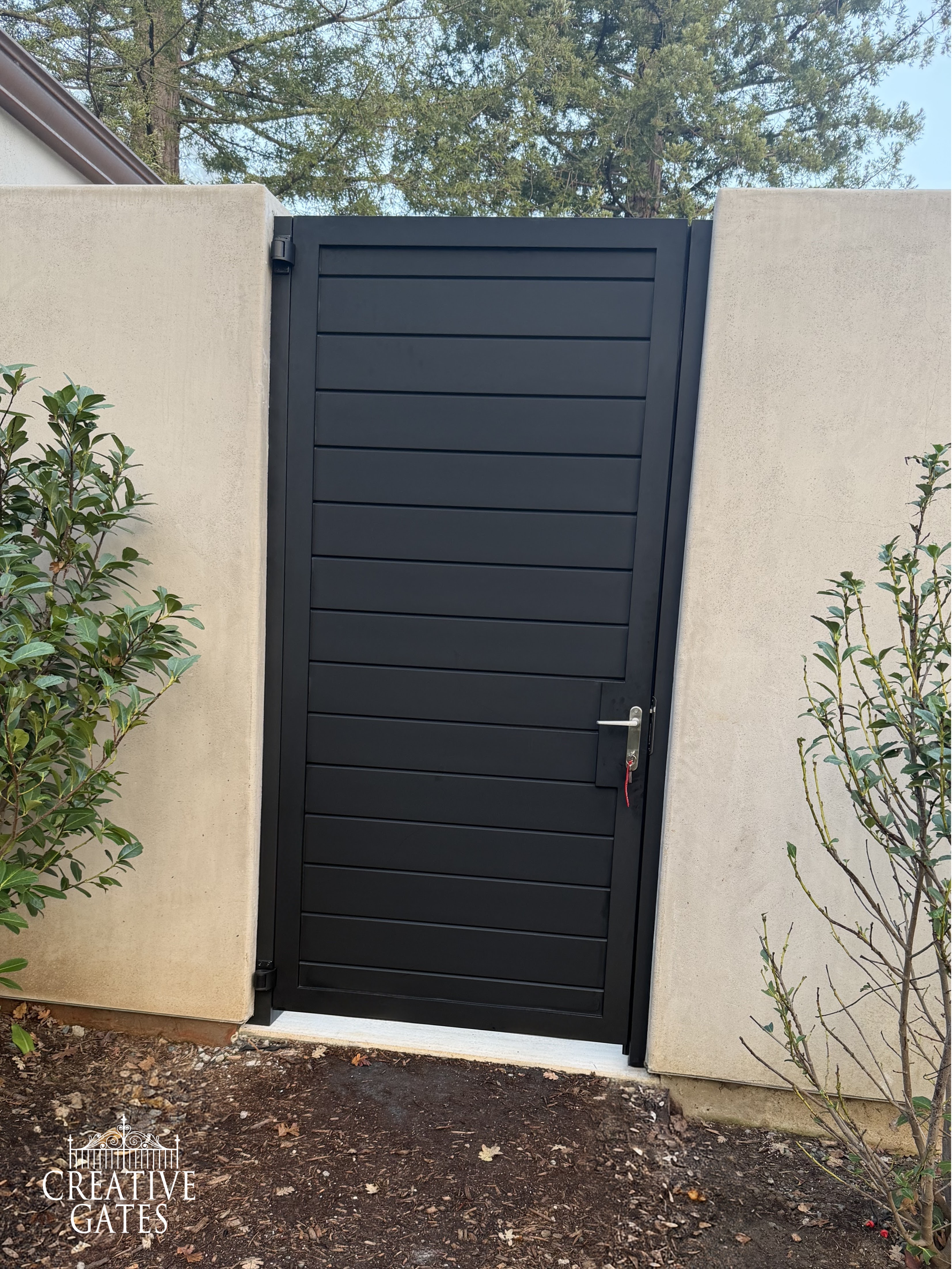 PEDESTRIAN GATE 61.png