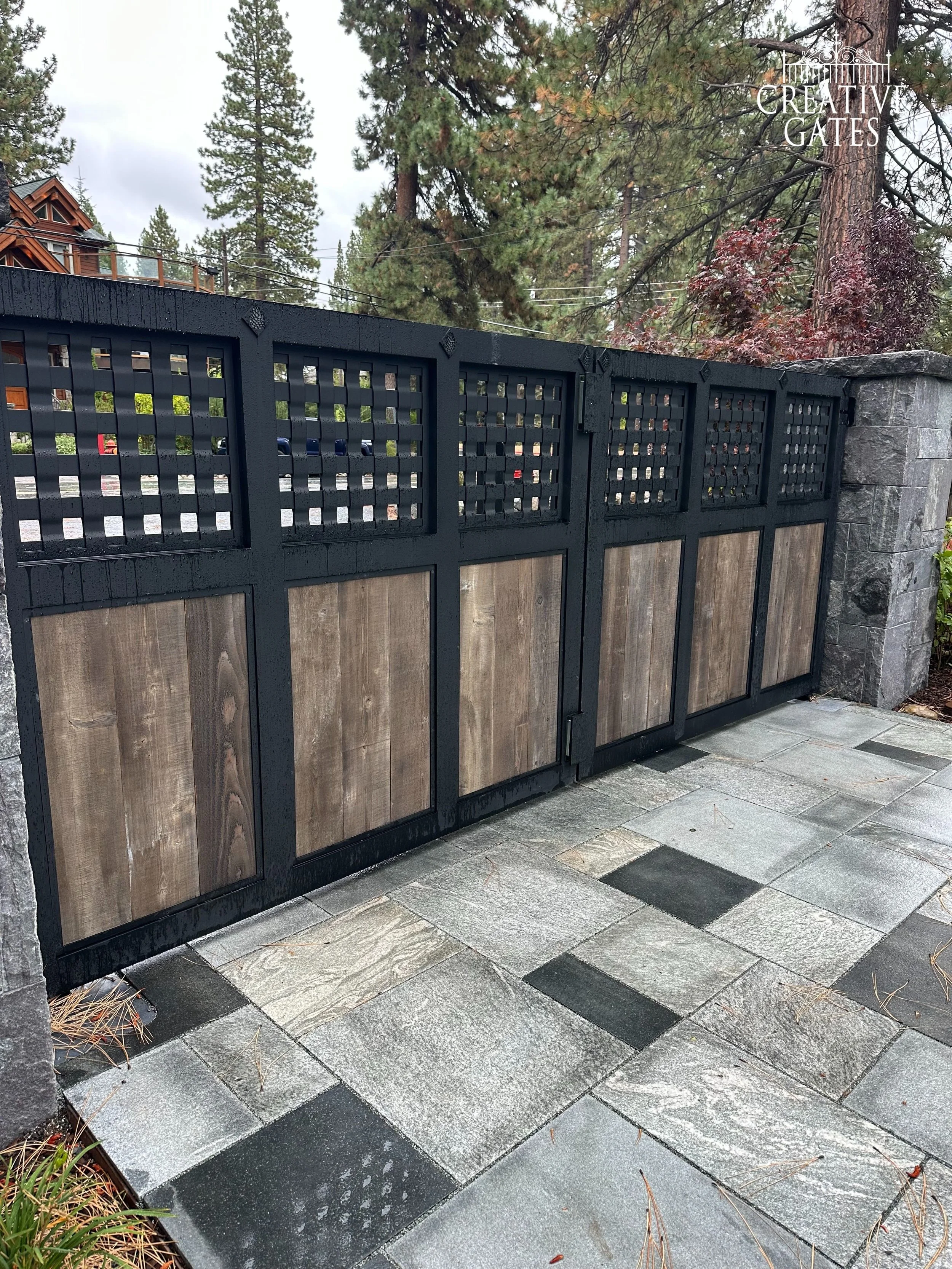 SWING GATE 60.jpg