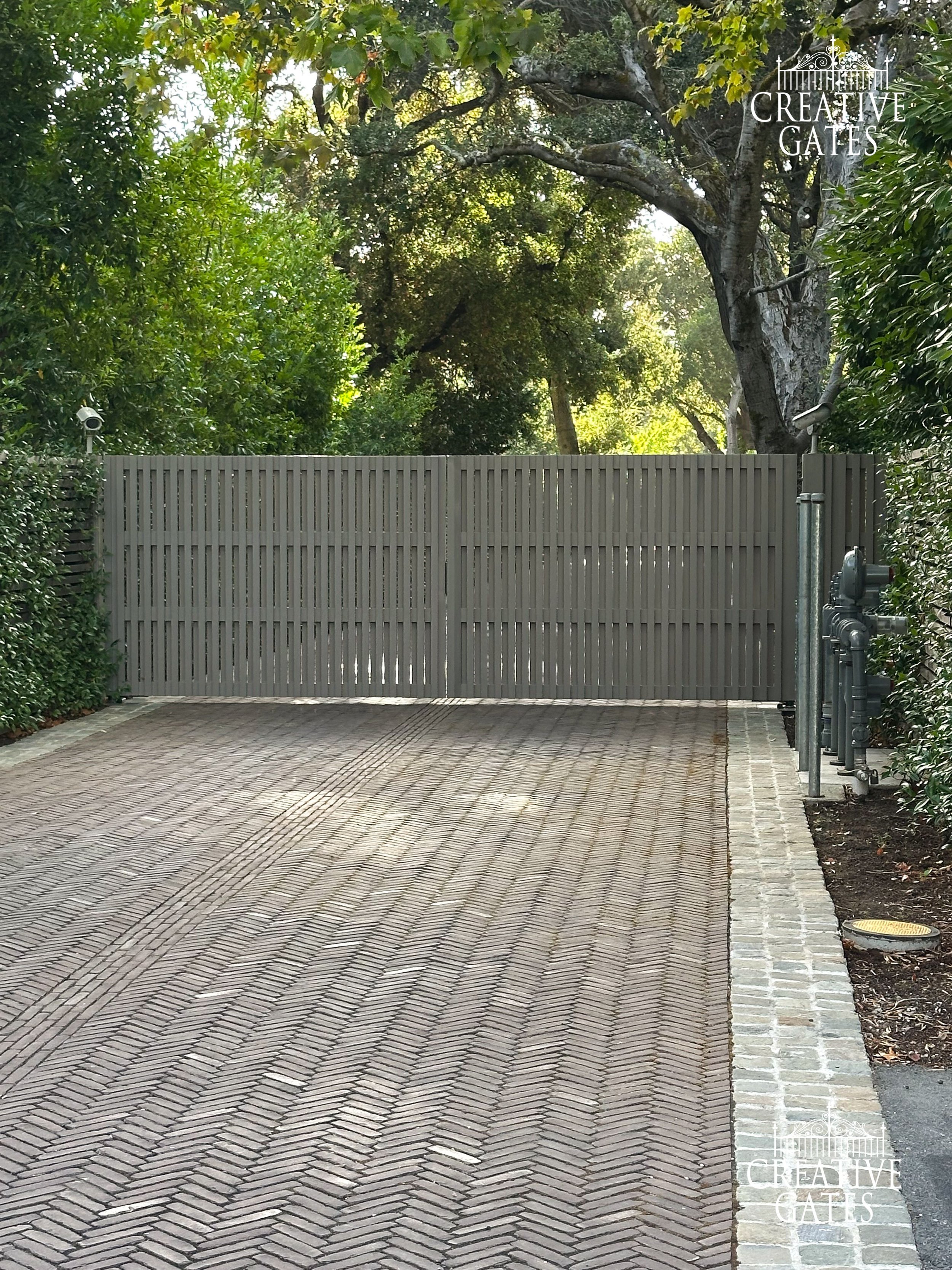 SWING GATE 65.jpg