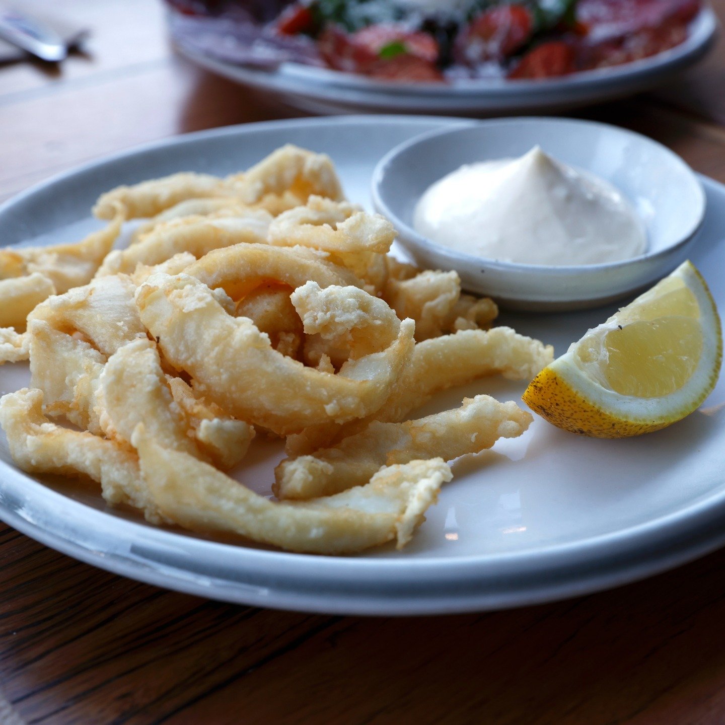 Golden, crispy Calamari Fritti served with our house-made aioli the perfect start to your meal 🦑✨
Fresh, light, and impossible to stop at just one bite.

📍Available now at La Piazzetta Waterloo

#LaPiazzettaWaterloo #CalamariFritti #ItalianEats #Se
