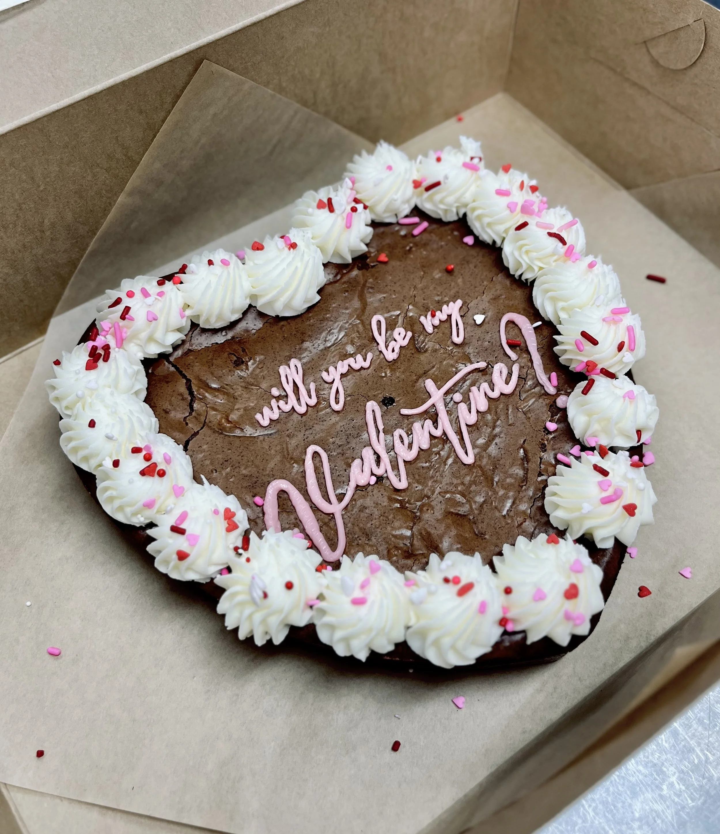 8" Cookie/Brownie Cake