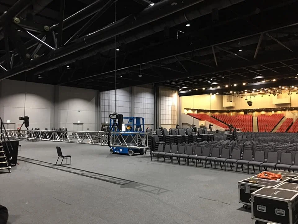 Welcome to sunny Darwin! Prep day is underway. OB truck got a wash this morning and load in for tomorrow night’s Graham Tour is underway.

February 2019