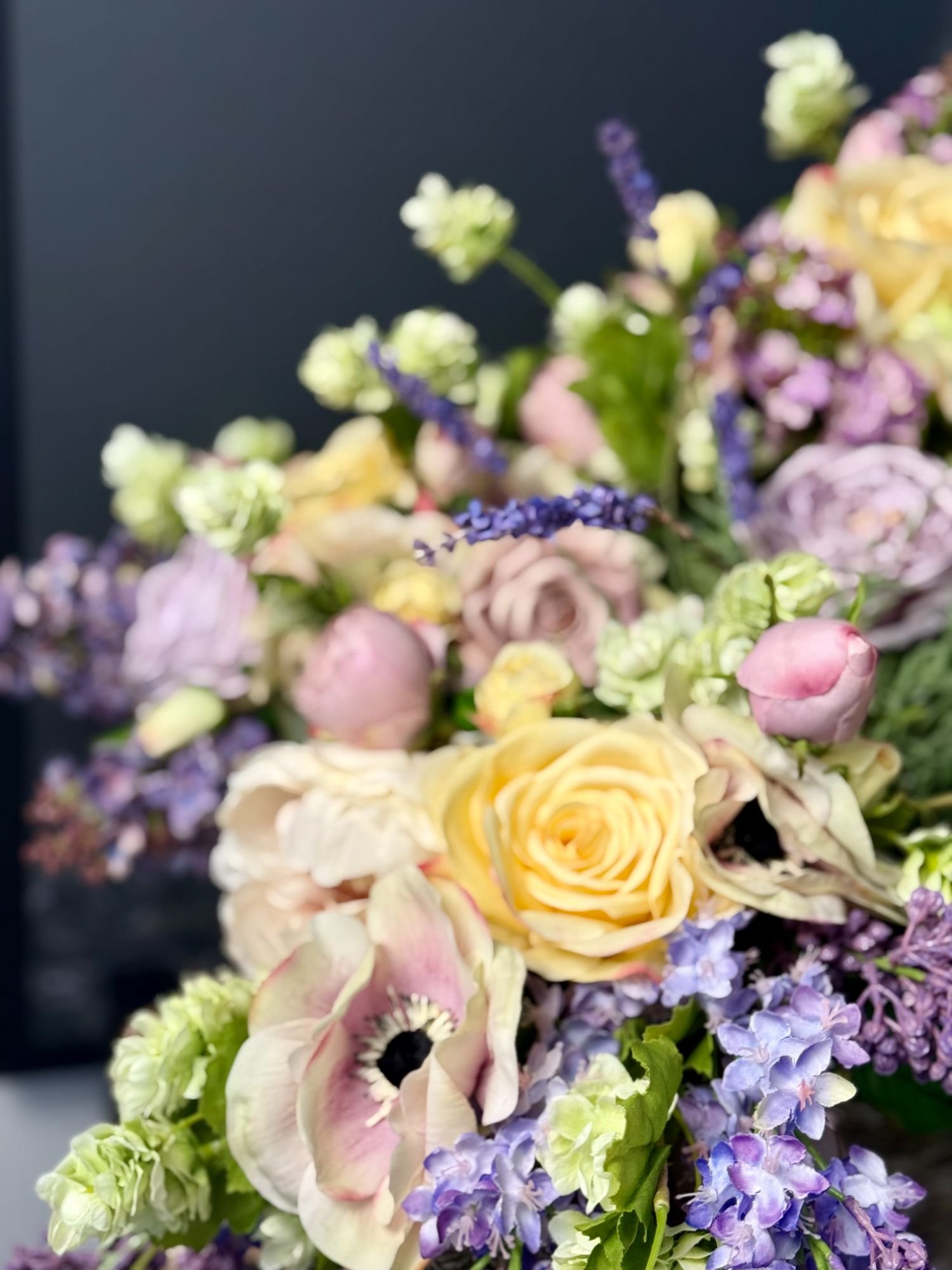 the-flowerish-farm-faux-floral-arrangement-FF100b.jpeg