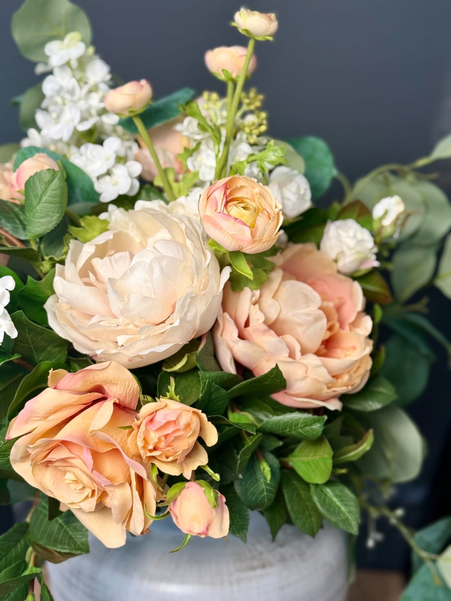 the-flowerish-farm-faux-floral-arrangement-FF102d.jpeg