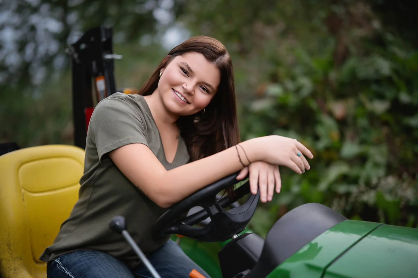 high school senior portrait by zdarko photography in erie, pa. 