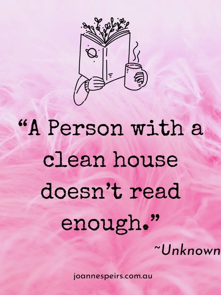 This is me giving you permission to put the vacuum cleaner away, grab a cuppa and pick up a book 💗

❓What are you reading this weekend?