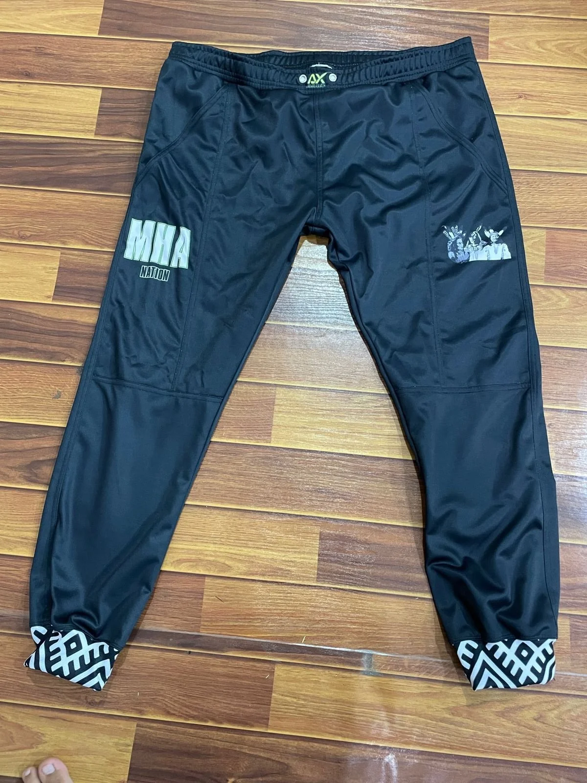 PHOTO-2024-12-07-10-35-40 2.jpg