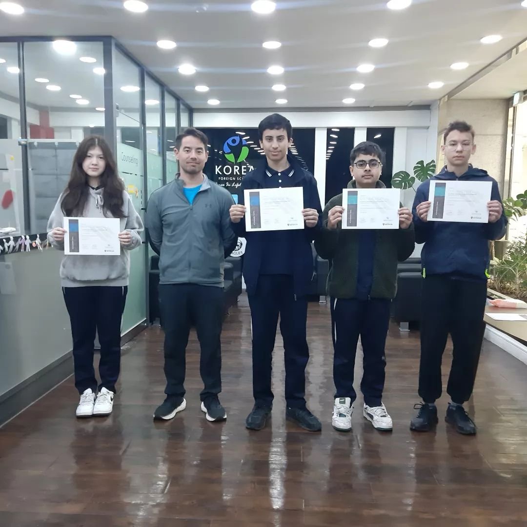 🎉 Our Cambridge students showcased their brilliance once again in the Fermat Contest by the Center for Education in Mathematics and Computing at the University of Waterloo!  Amazing results, everyone! Keep up the excellent work! 👏 #FermatContest #M