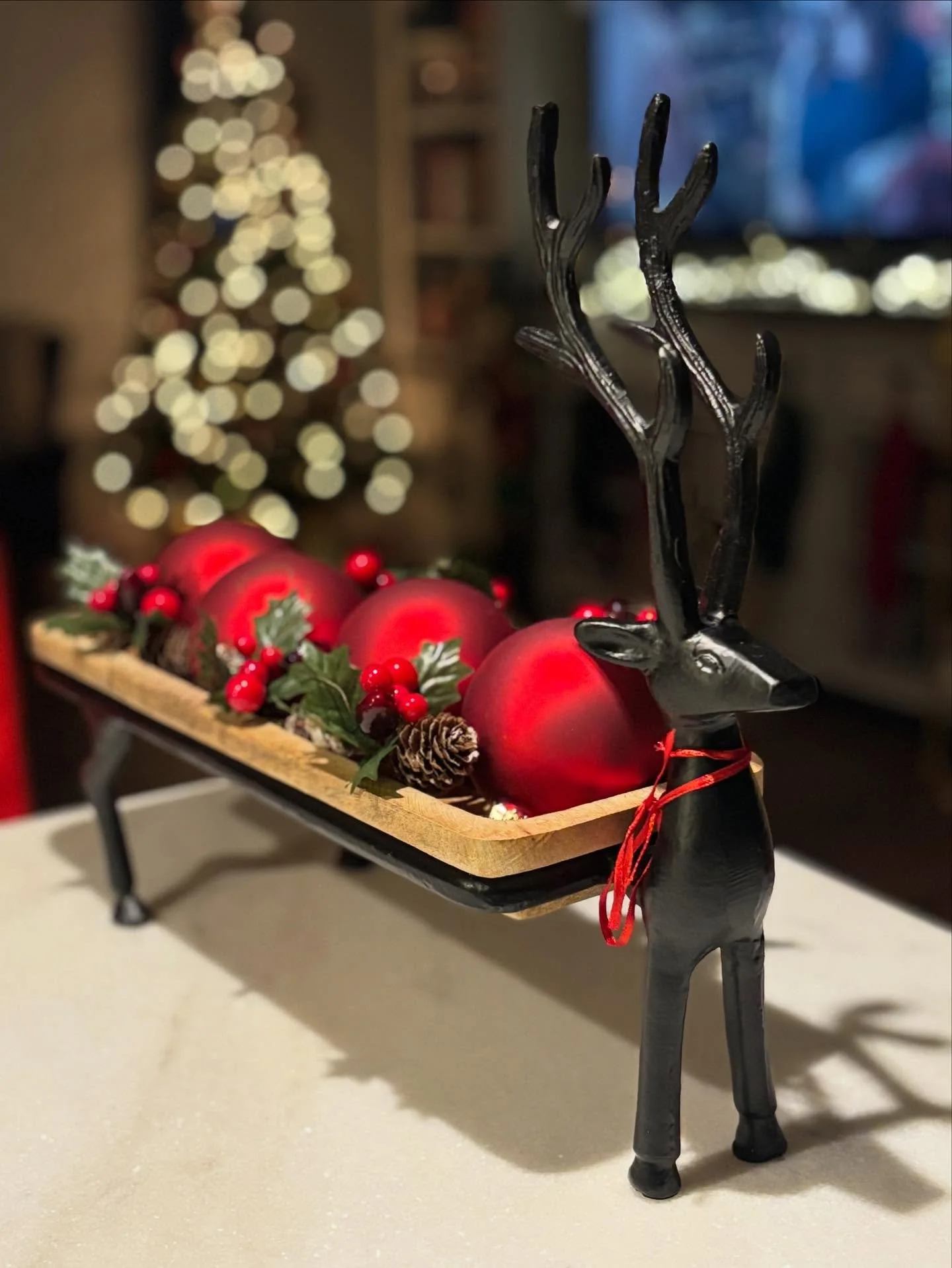 ✨Reminder to find your joy. 

Yes, it&rsquo;s early, but THIS is my joy 🎄

#findyourjoy #ifitmakesyouhappy #itsbeggingtolookalotlikechristmas #joyinthelittlethings #myhappyplace #winterwonderland #letthecountdownbegin #therapistsofinstagram