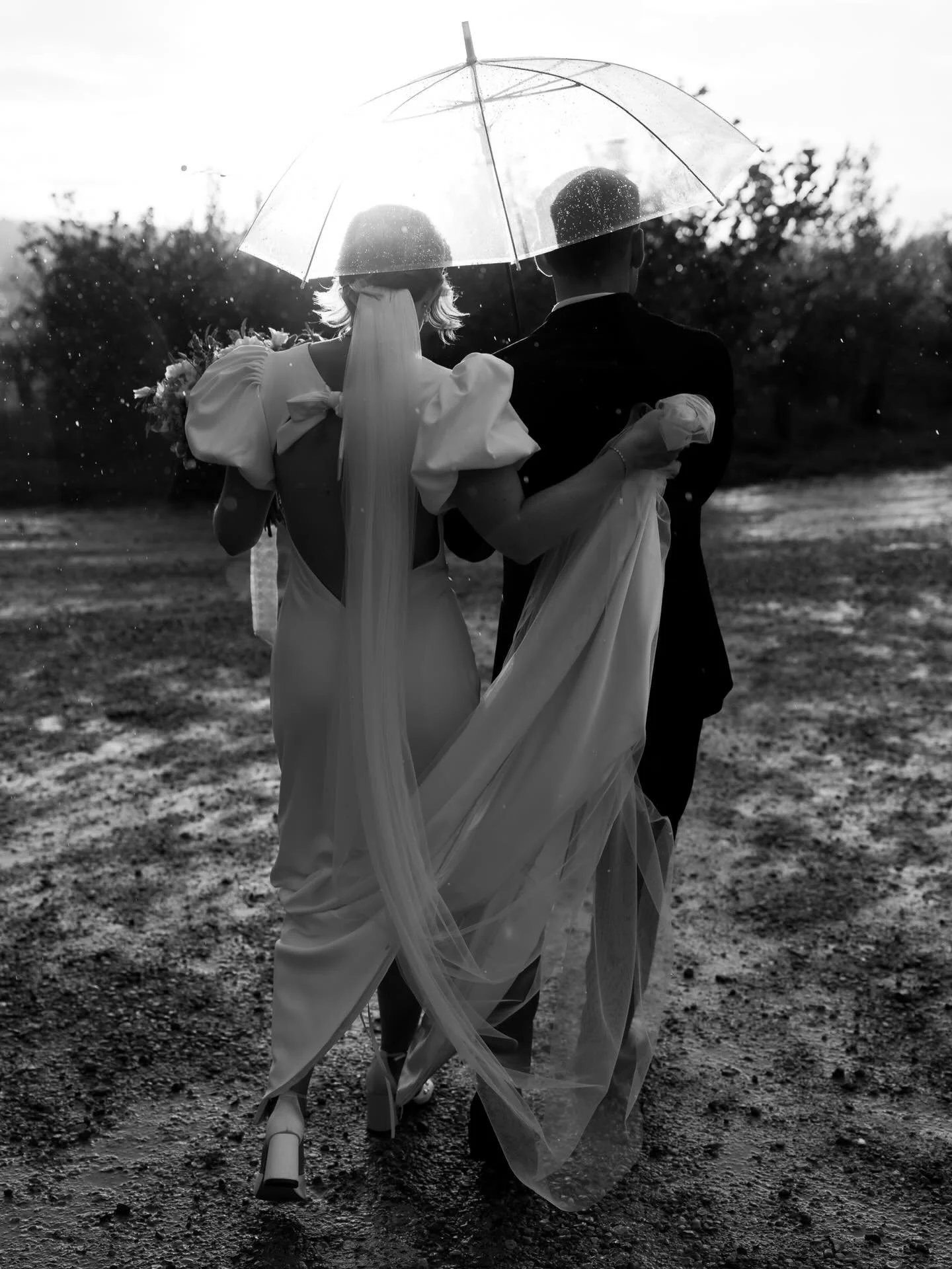 Real TWSB Bride &mdash; ELLA ✨

What can I say about Ella? An absolute ray of sunshine and such a joy to style from the moment she stepped into the studio.The second she tried on the LUNA gown by Edwina O&rsquo;Gorman, it just clicked. It felt comple