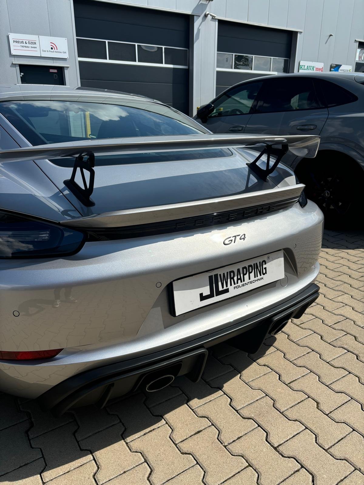 Porsche 718 / Xpel Ultimate Plus