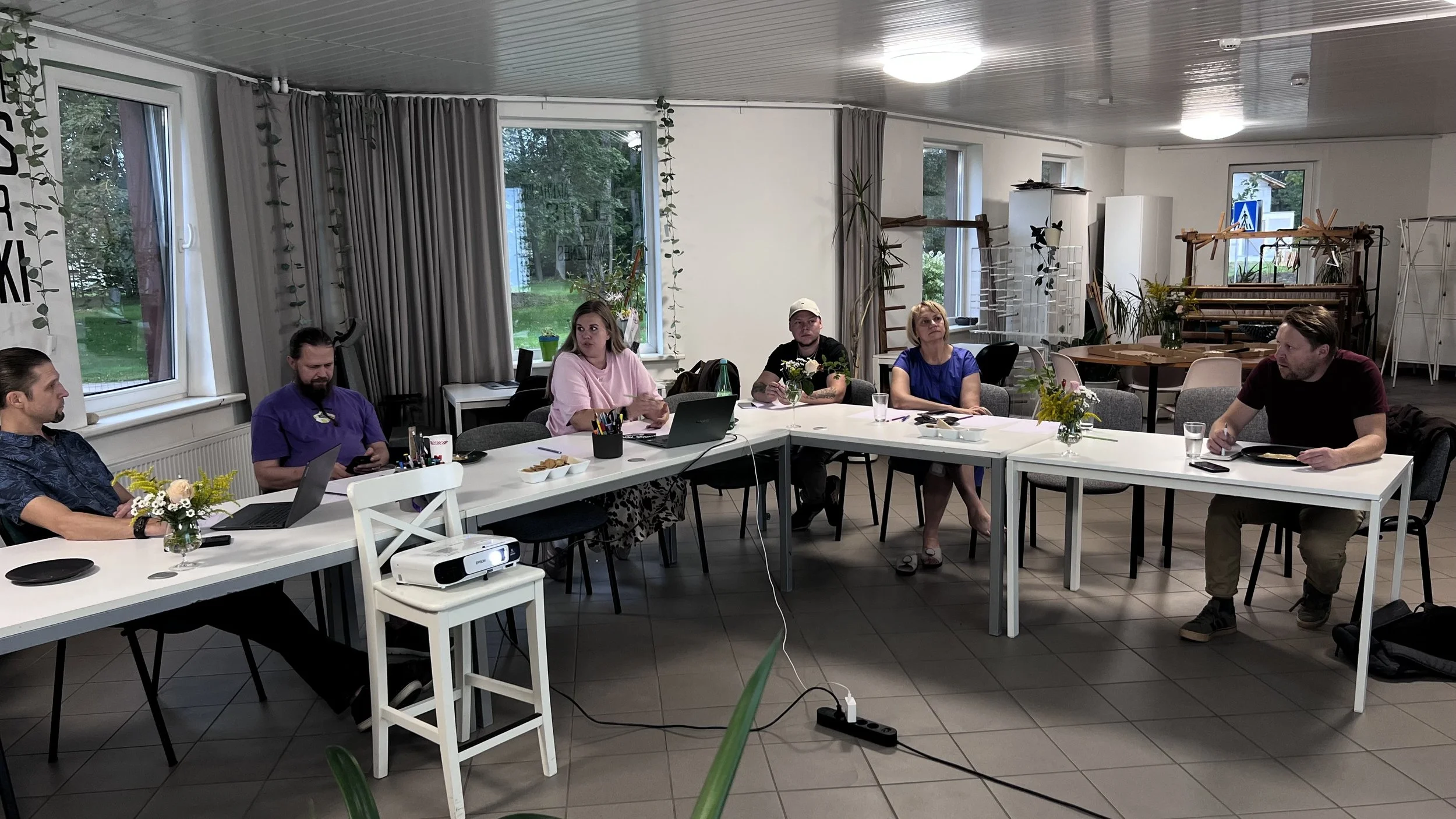 Sociālie tīkli, bieds vai sabiedrotais?