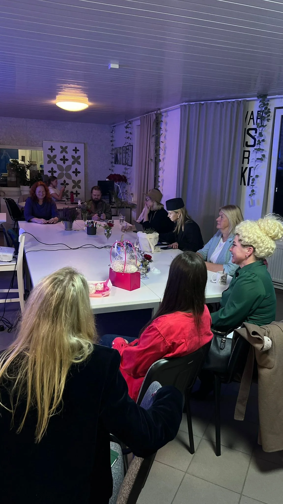 Lietišķā etiķete ar Ievu Mālmeistari