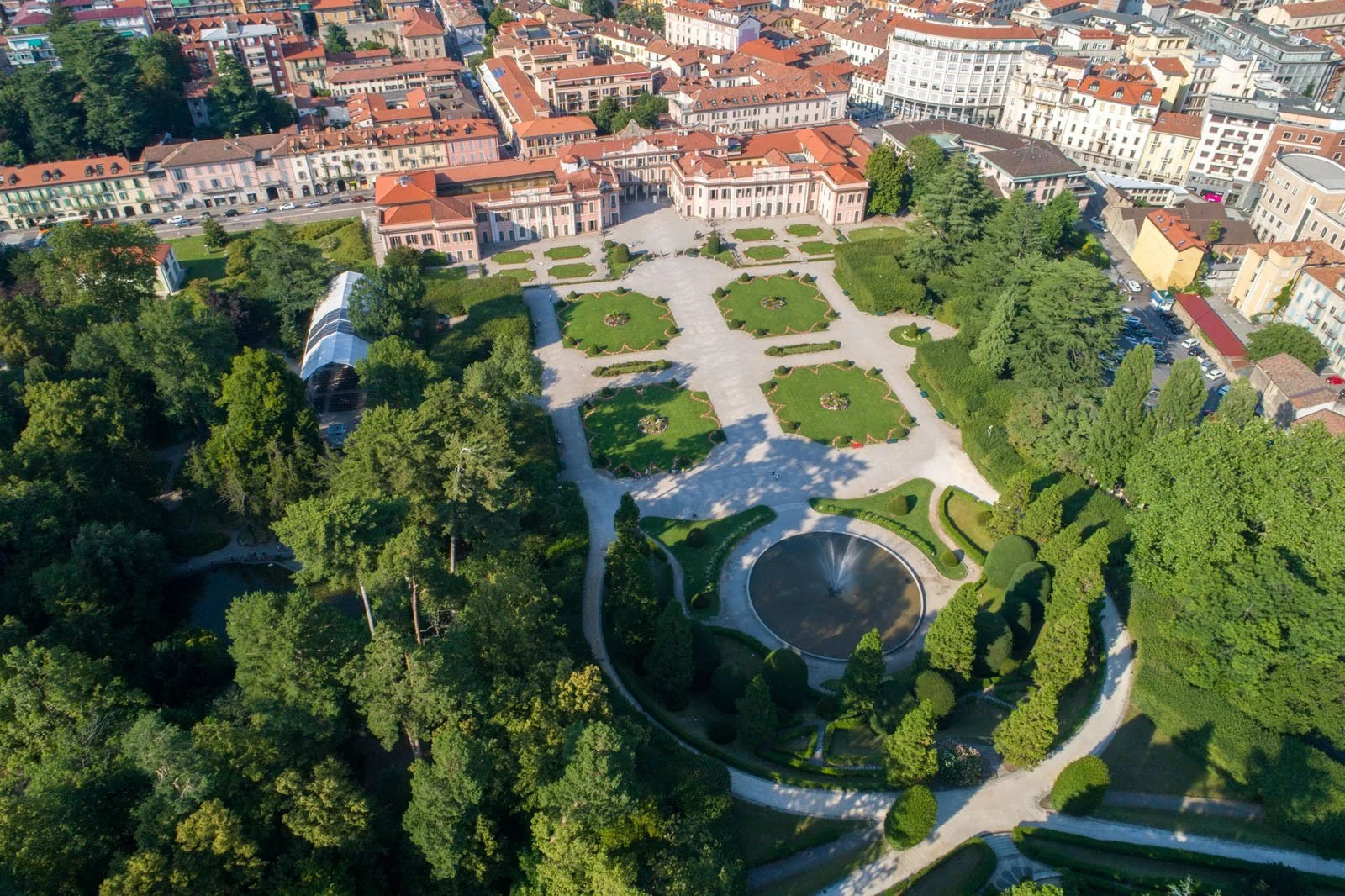 Varese_GiardiniEstensi_2.jpg