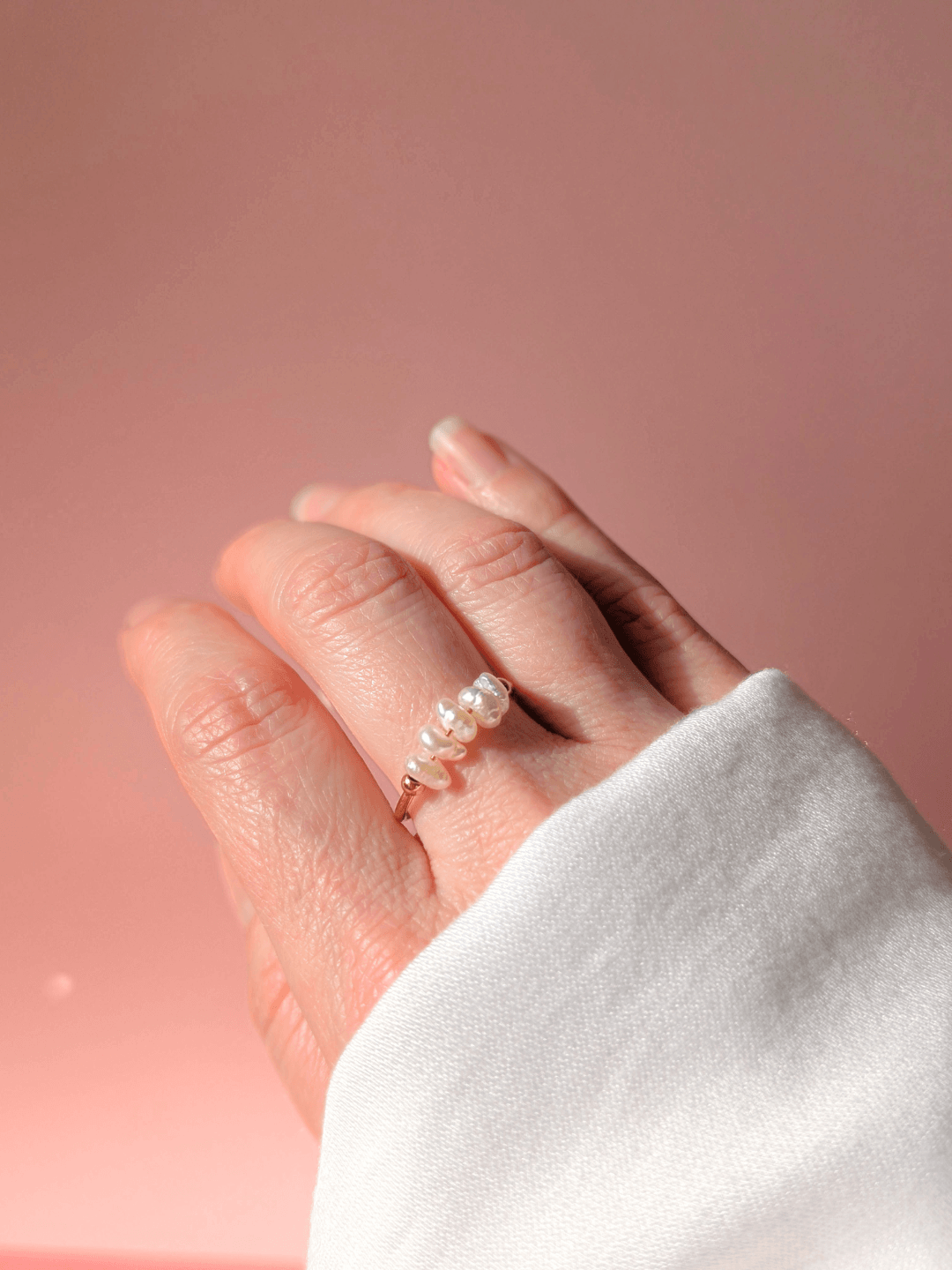bague-morea-perle-eau-douce-acier-inoxydable-dore10.png