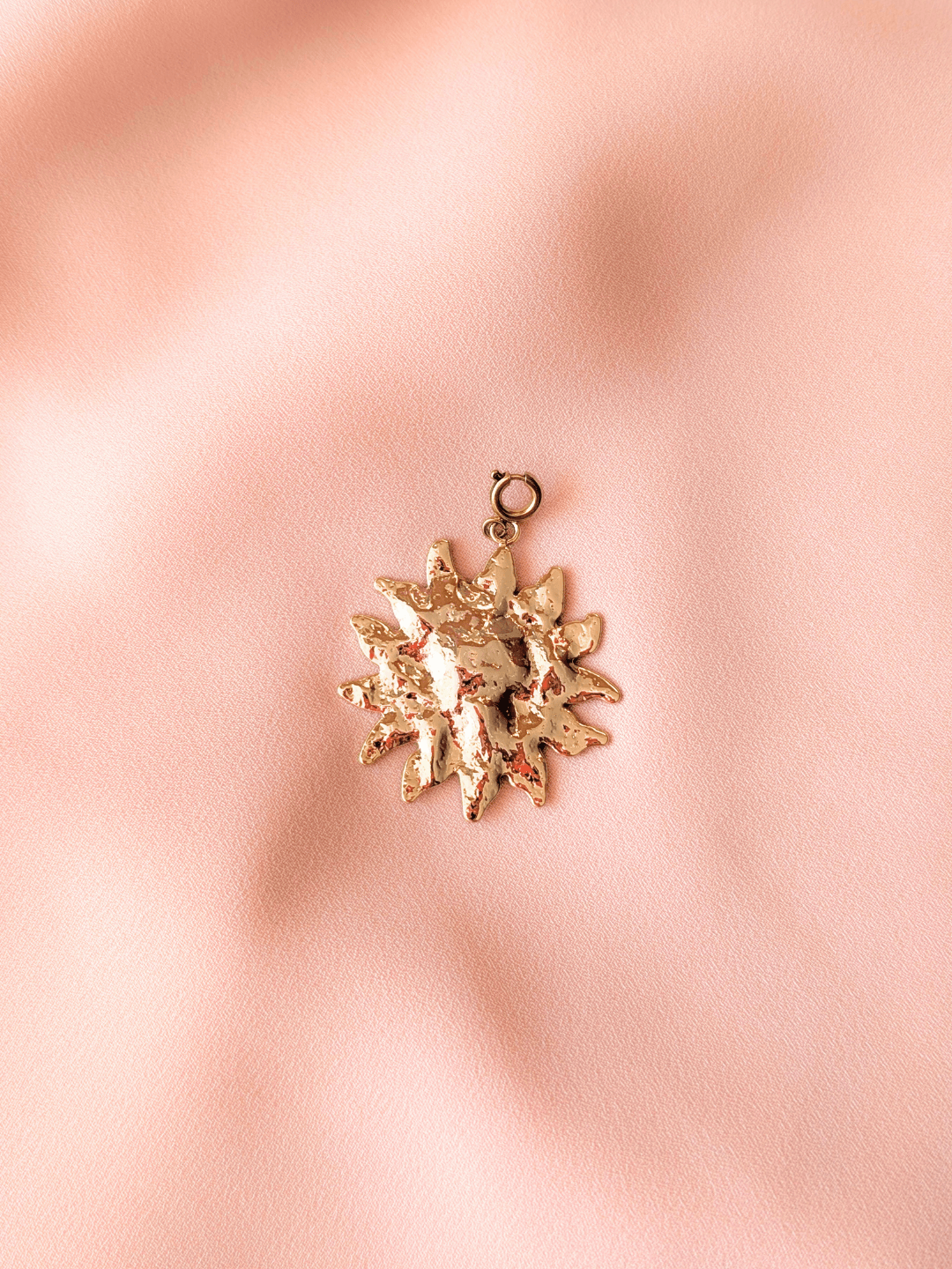 pendentif-amovible-interchangeable-solea-soleil-martele-acier-inoxydable-dore5.png