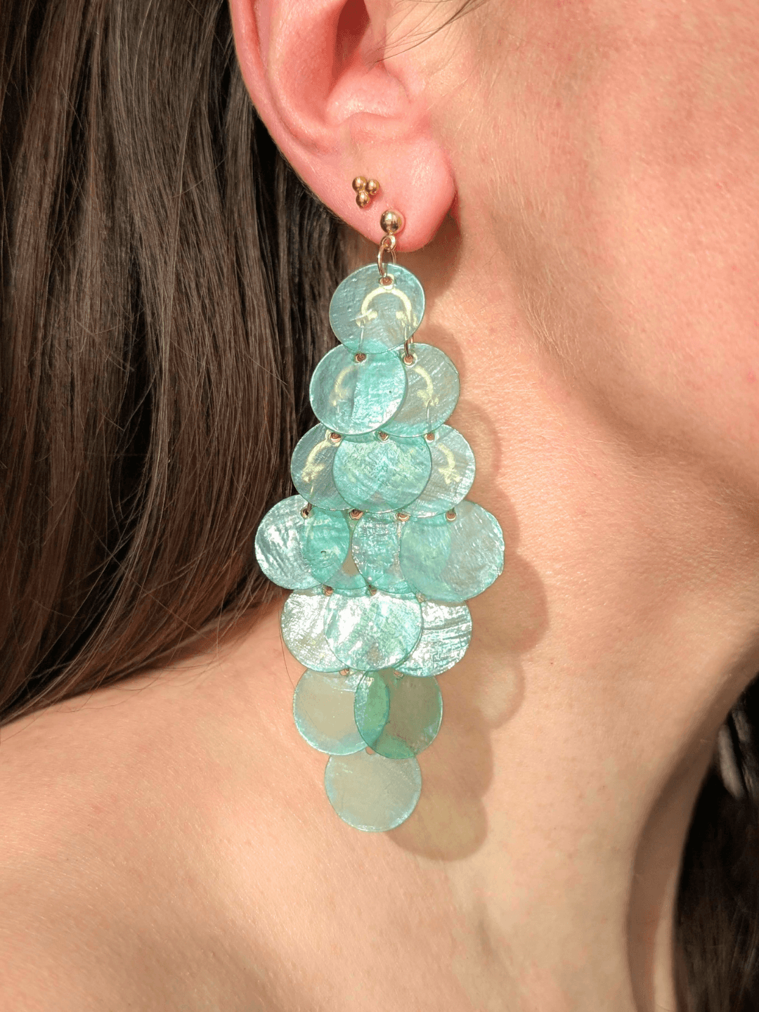 boucle-doreille-sirena-nacre-naturelle-pendante17.png