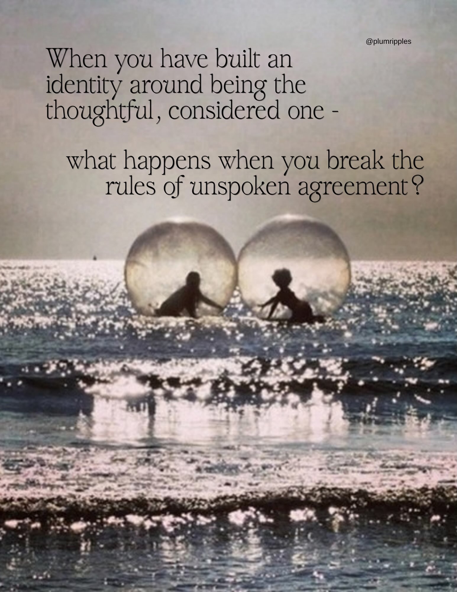 I work with people who have constructed identities around their usefulness, their helpfulness, their ability to be the one that solves, that fixes, that can rescue *𝘯𝘰 𝘱𝘳𝘰𝘣𝘭𝘦𝘮𝘰!*, who can stay deadly calm in a crisis, who everybody else goe