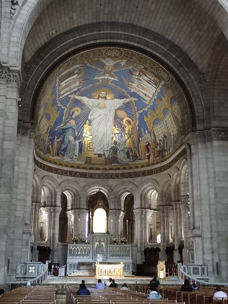 inside the sacre coeur.jpg