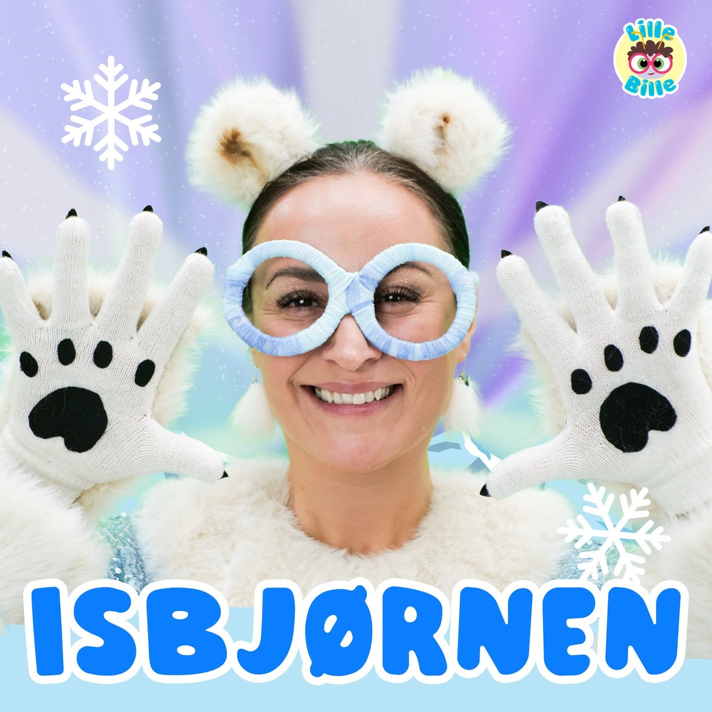 Meget snart lander denne dejlige sang p&aring; stream og med video p&aring; YouTube 🐻&zwj;❄️ En lille hyldest til Gr&oslash;nland 🇬🇱 og at sammen kan vi mere 🩵 En sang og en video som har f&aring;et mere og mere betydning som m&aring;nederne er g