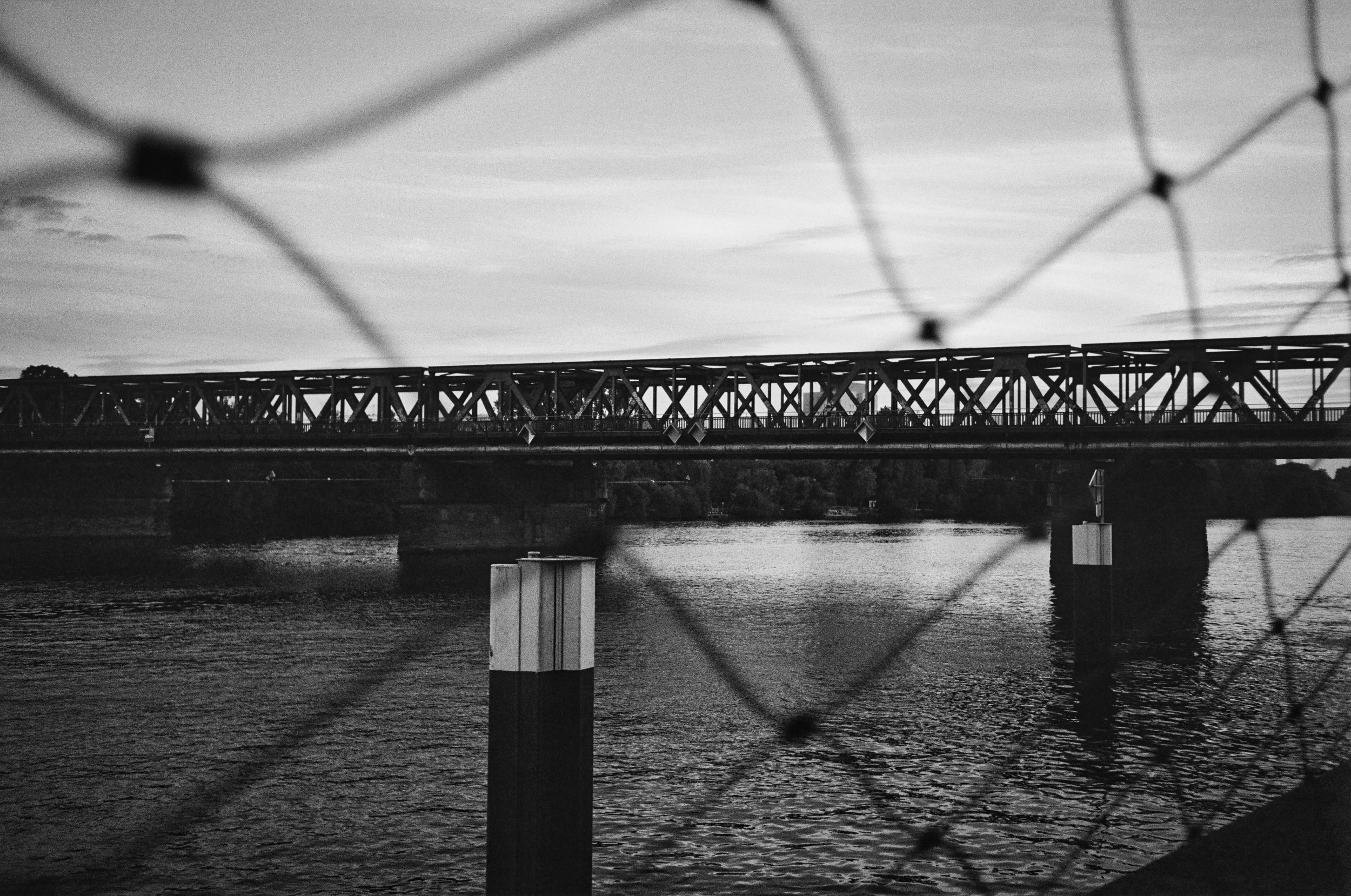 Behind the Lines ・ Auflage 15